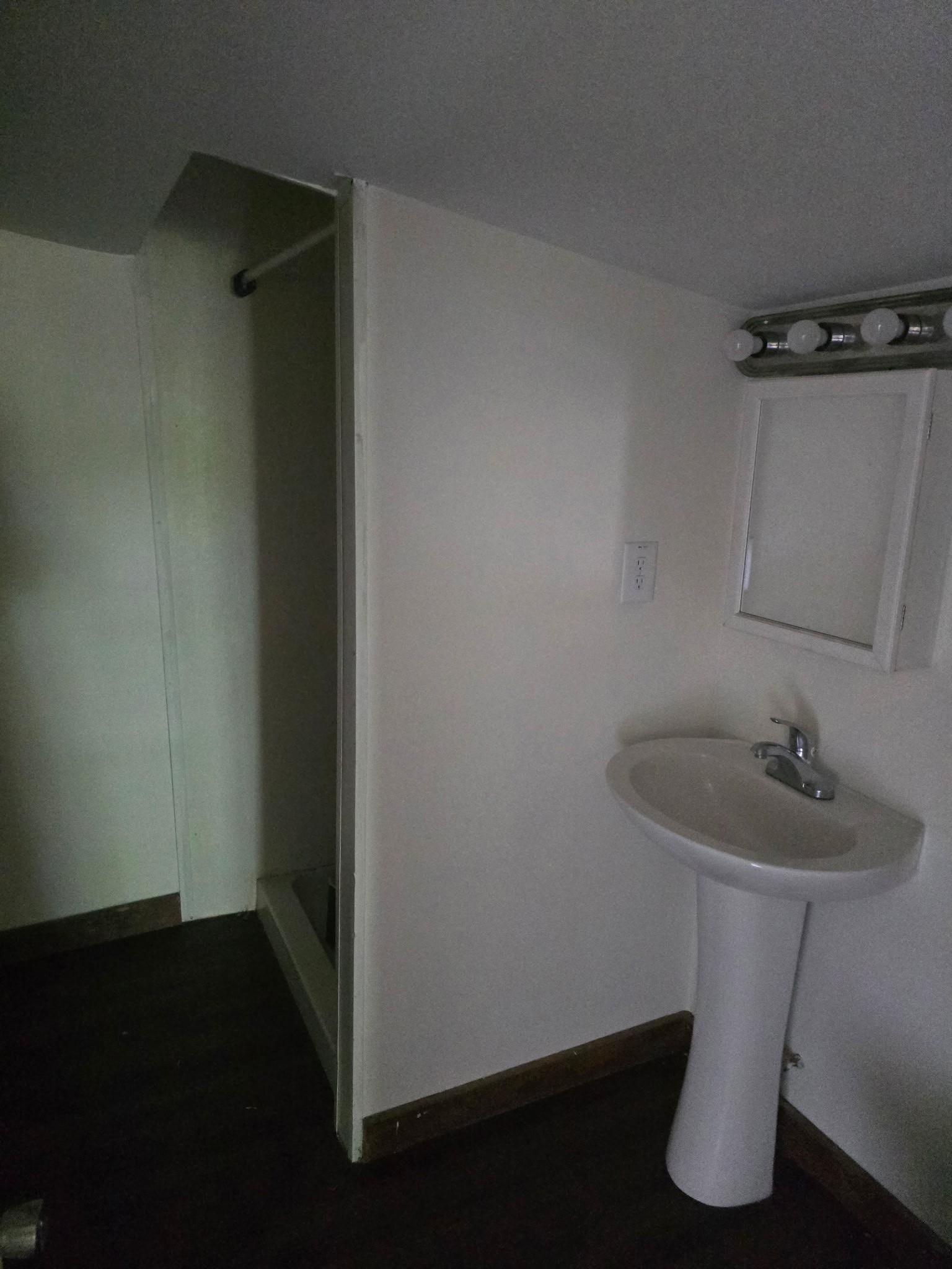 1214 Locust St