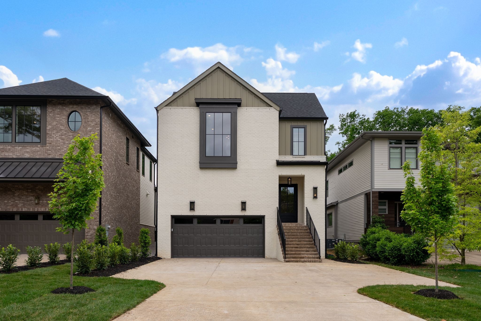 2913 Vaulx Ln