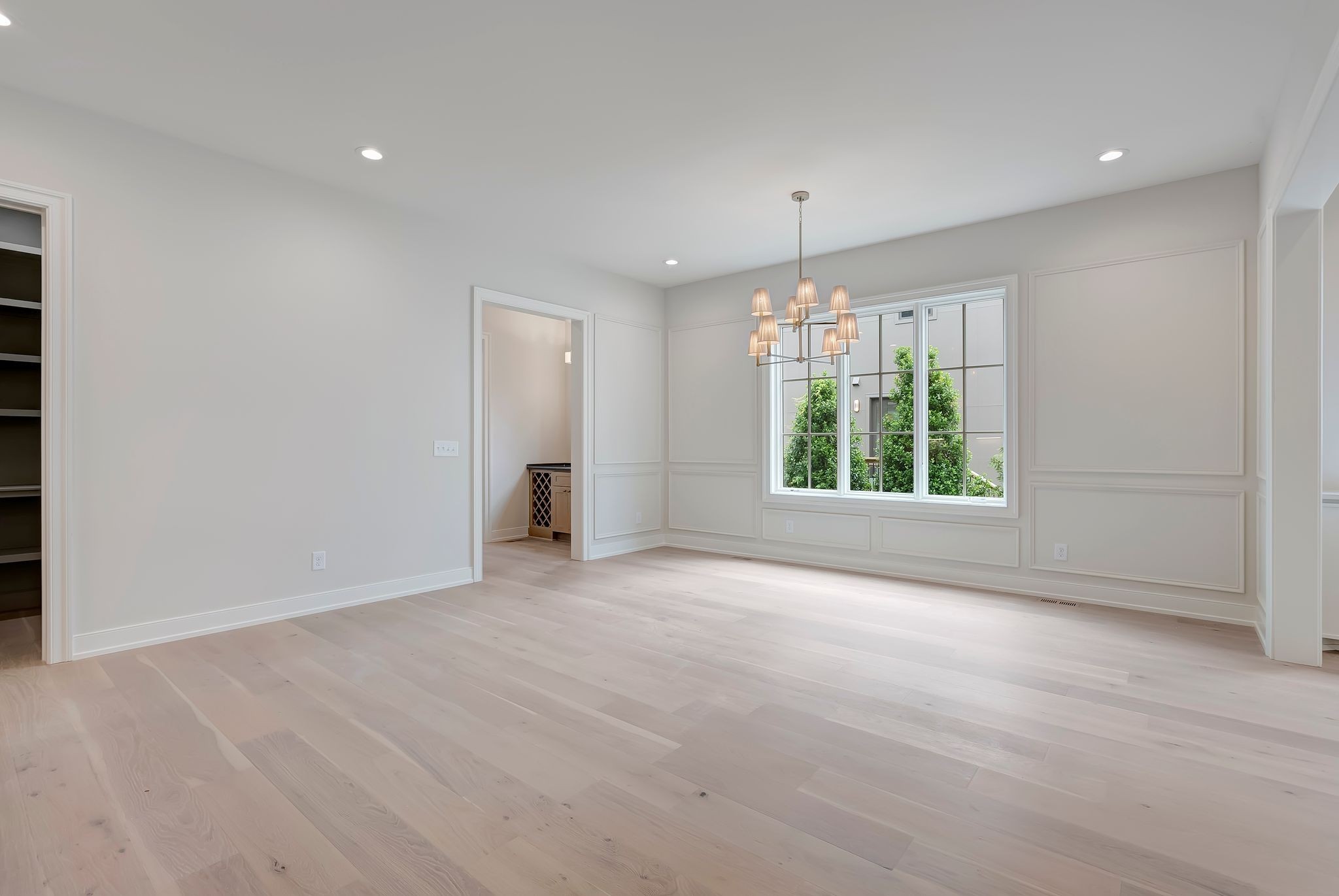 2915 Vaulx Ln