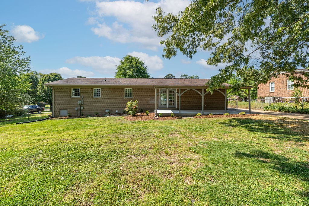 1606 Whippoorwill Dr
