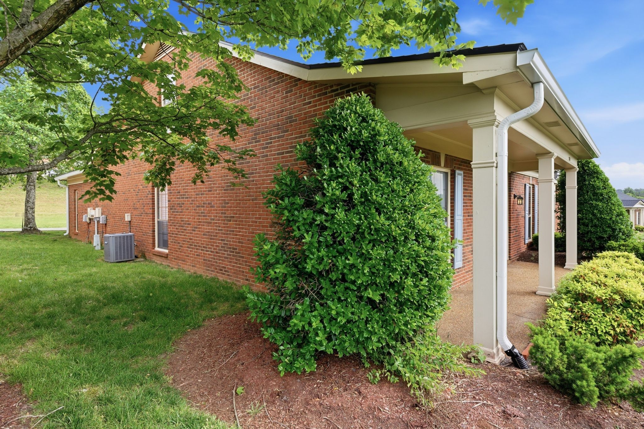 1305 Brentwood Pt