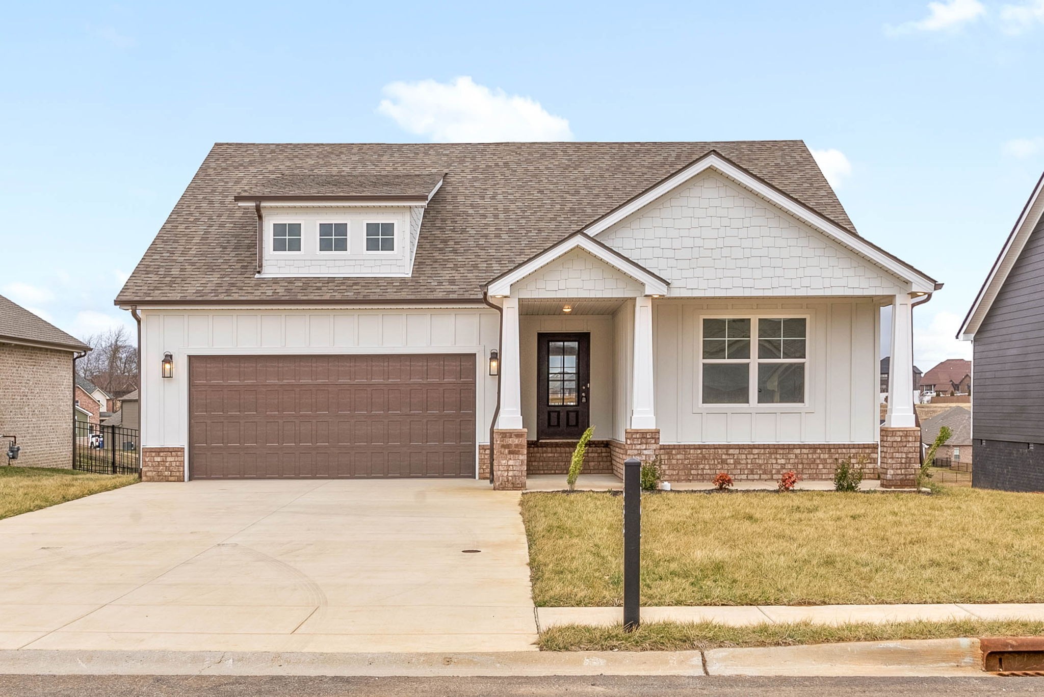 937 Bankside Dr
