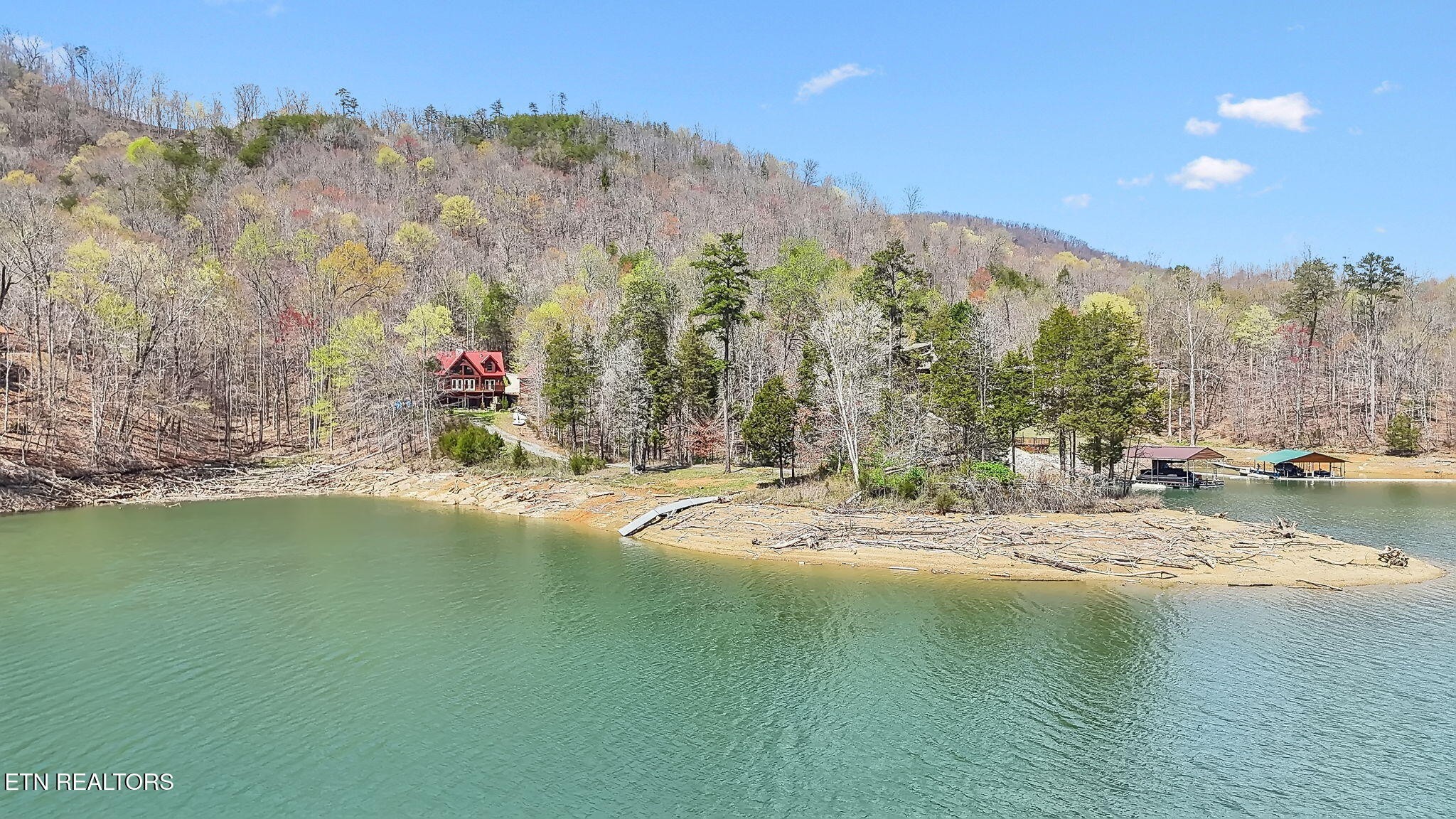 514 Bluff View Rd