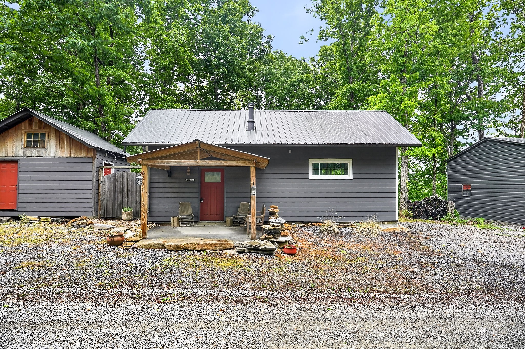853 Rock Springs Rd
