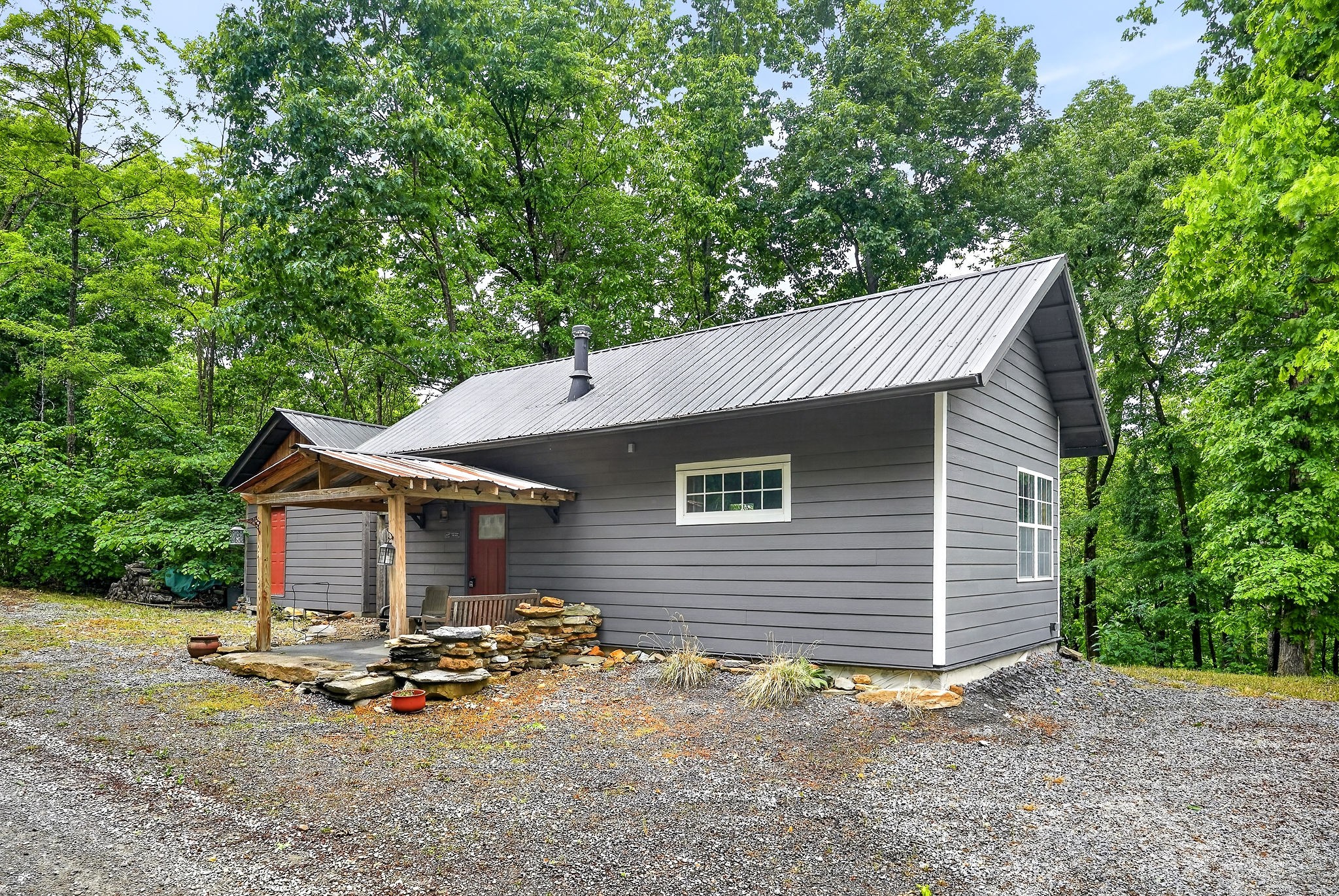853 Rock Springs Rd