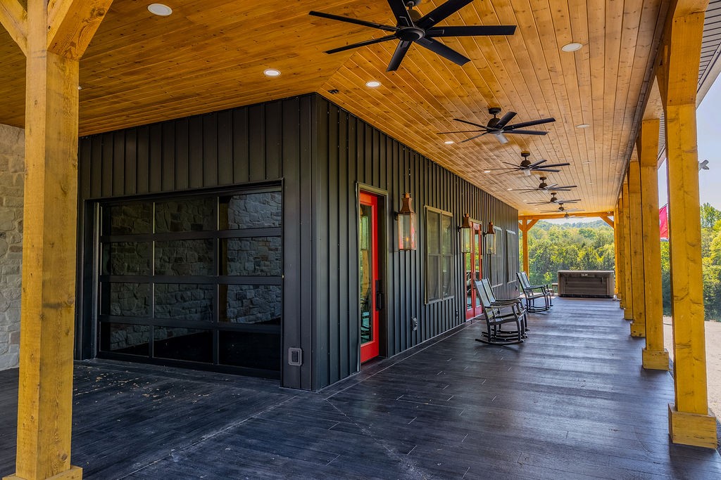 139 River Oaks Dr