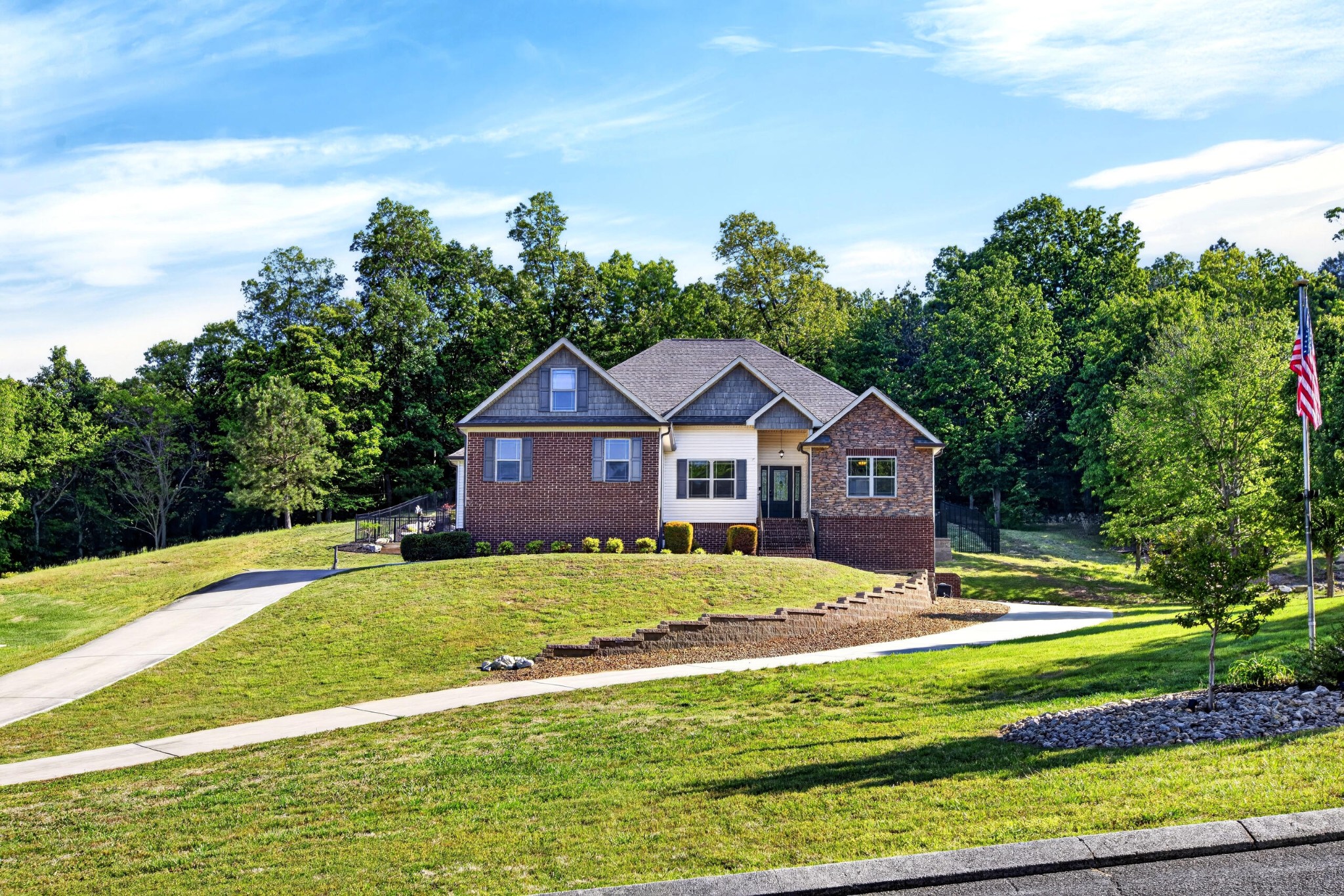 351 Broken Arrow Lane, SW