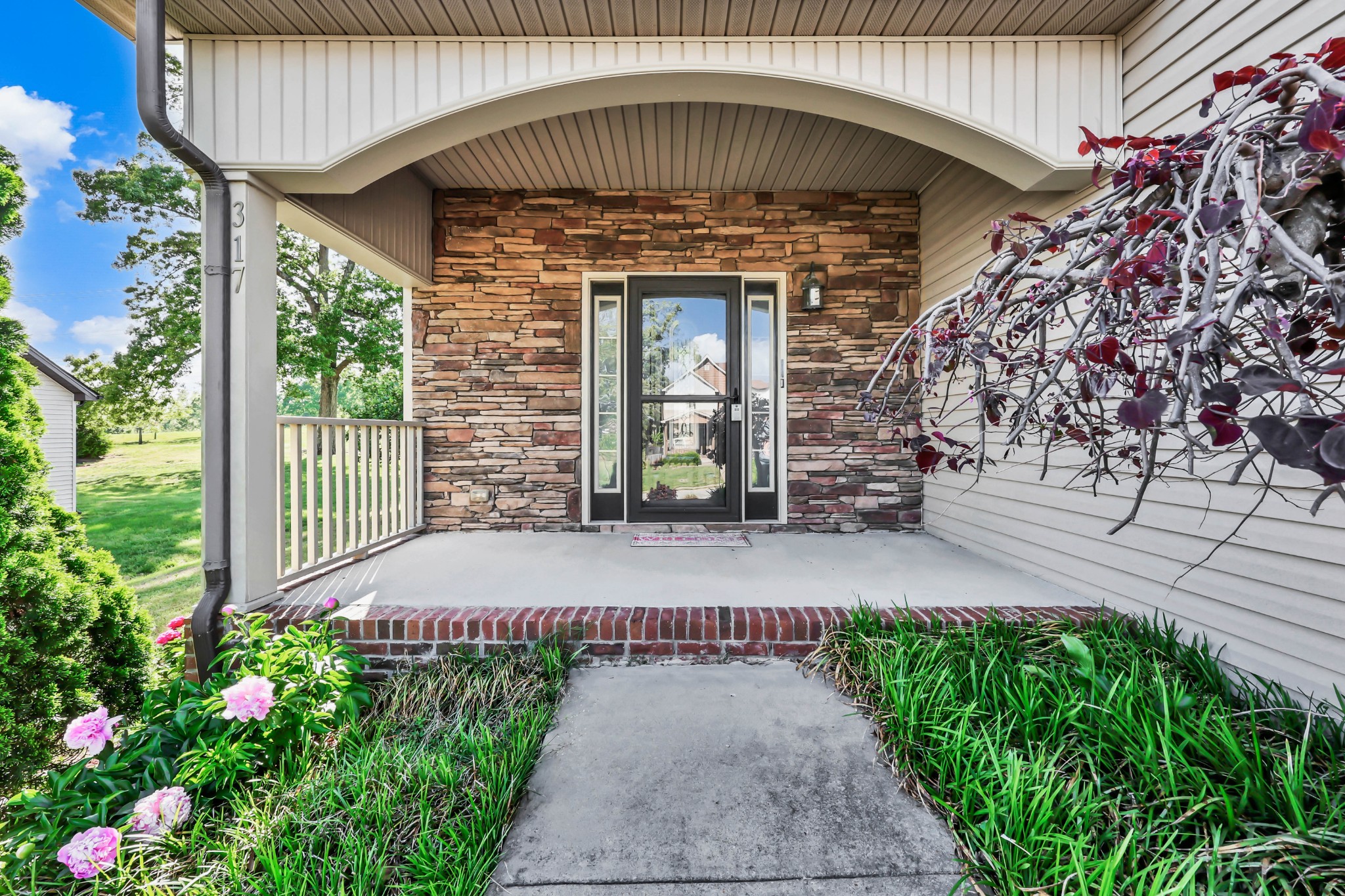 317 Ivy Bend Cir