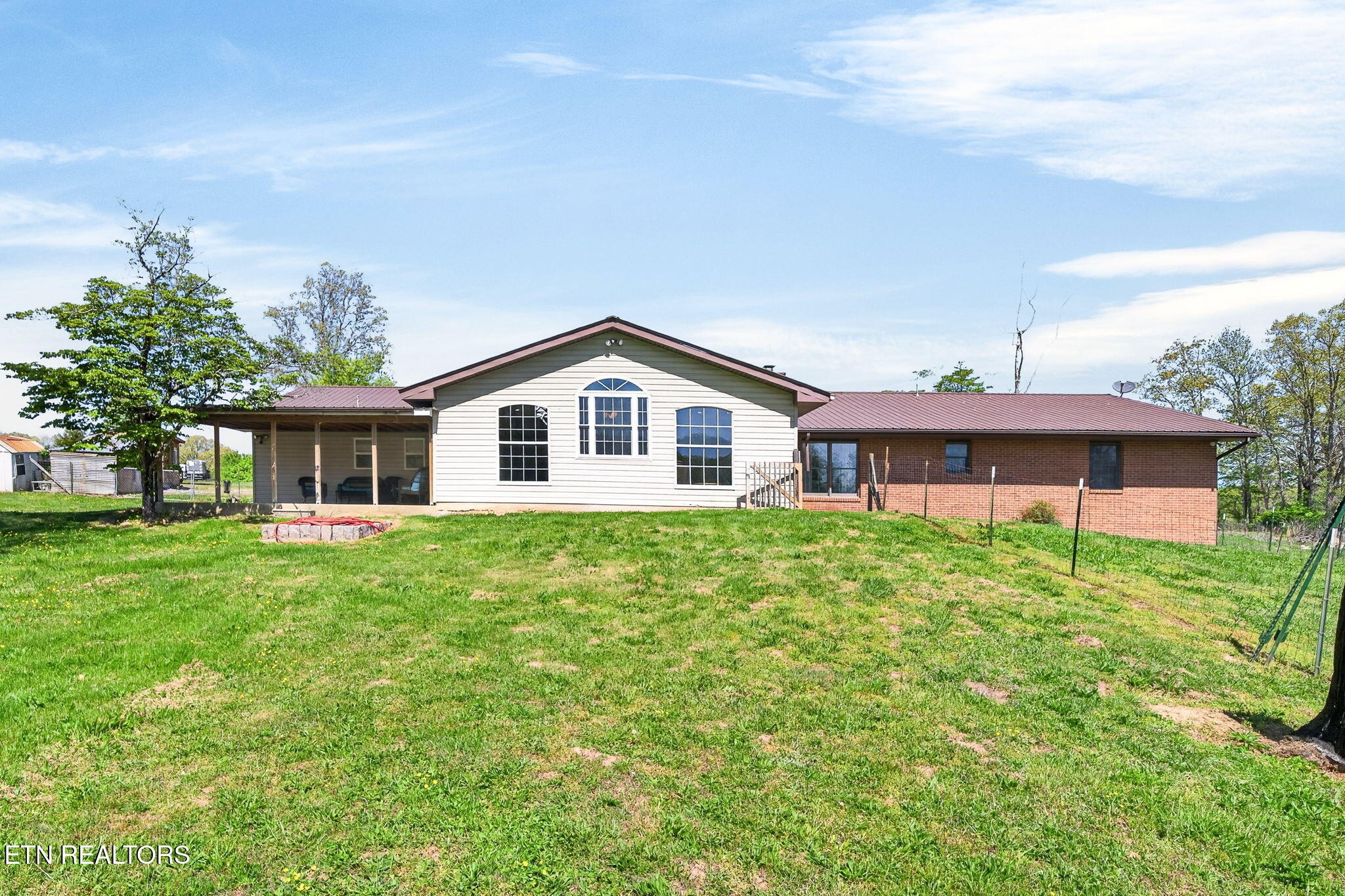 935 Brewer Rd
