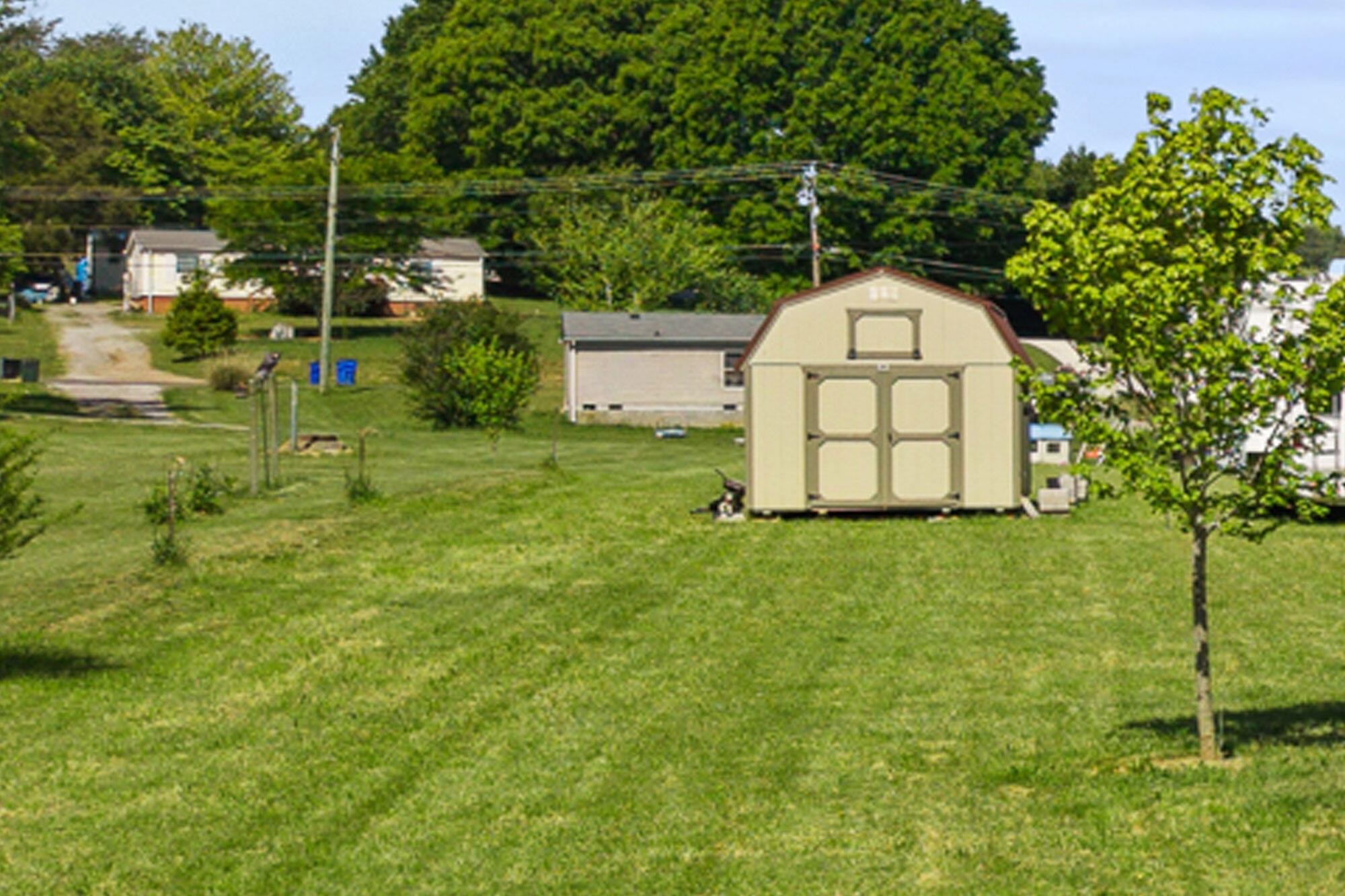 217 Oakland Road