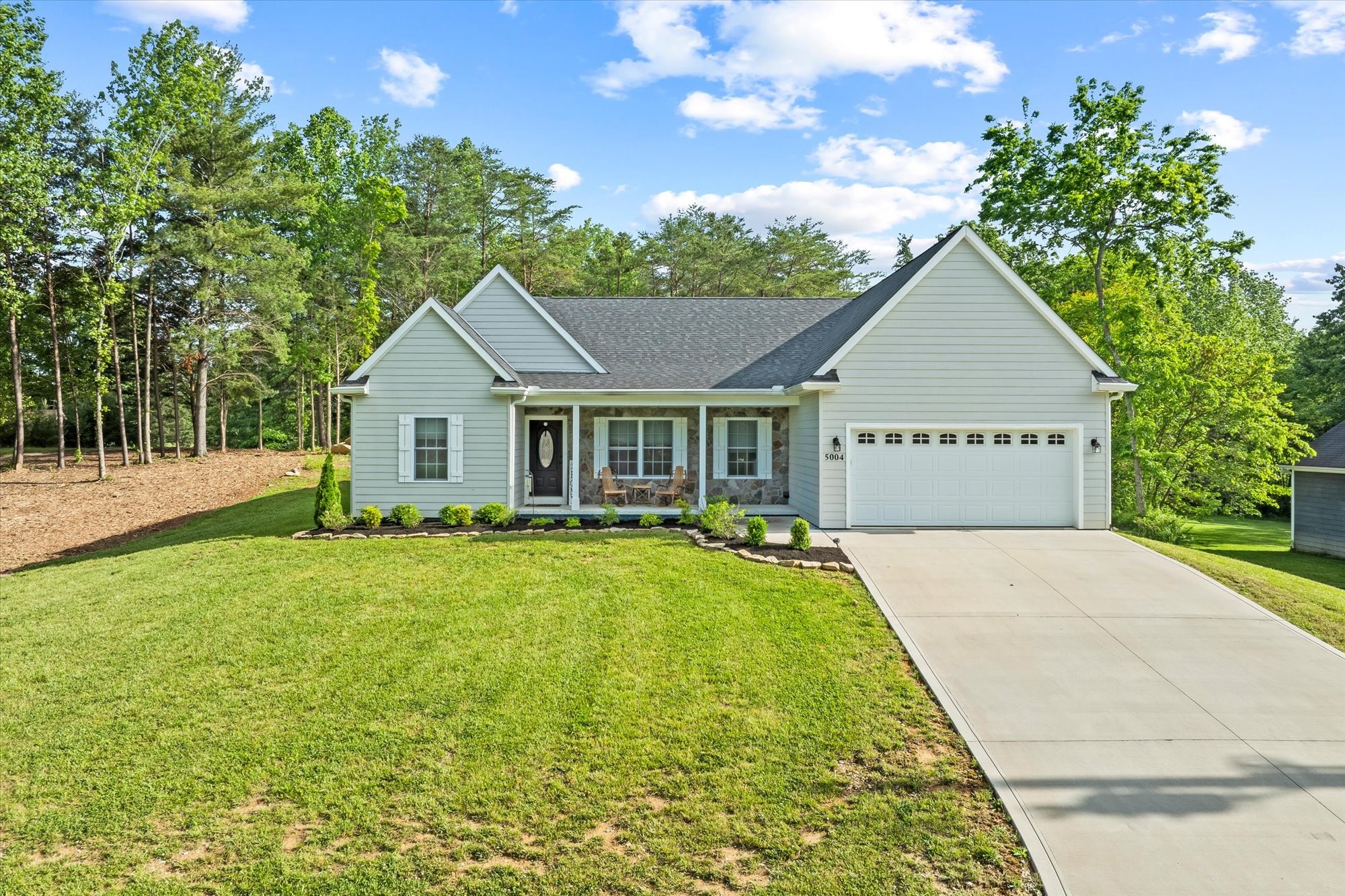 5004 Curtis Way