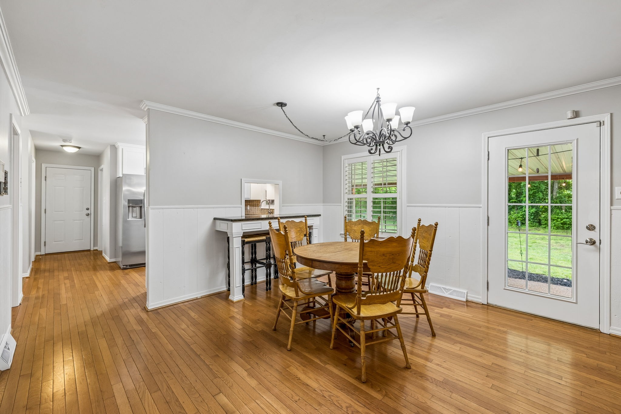 1305 Jewell Dr
