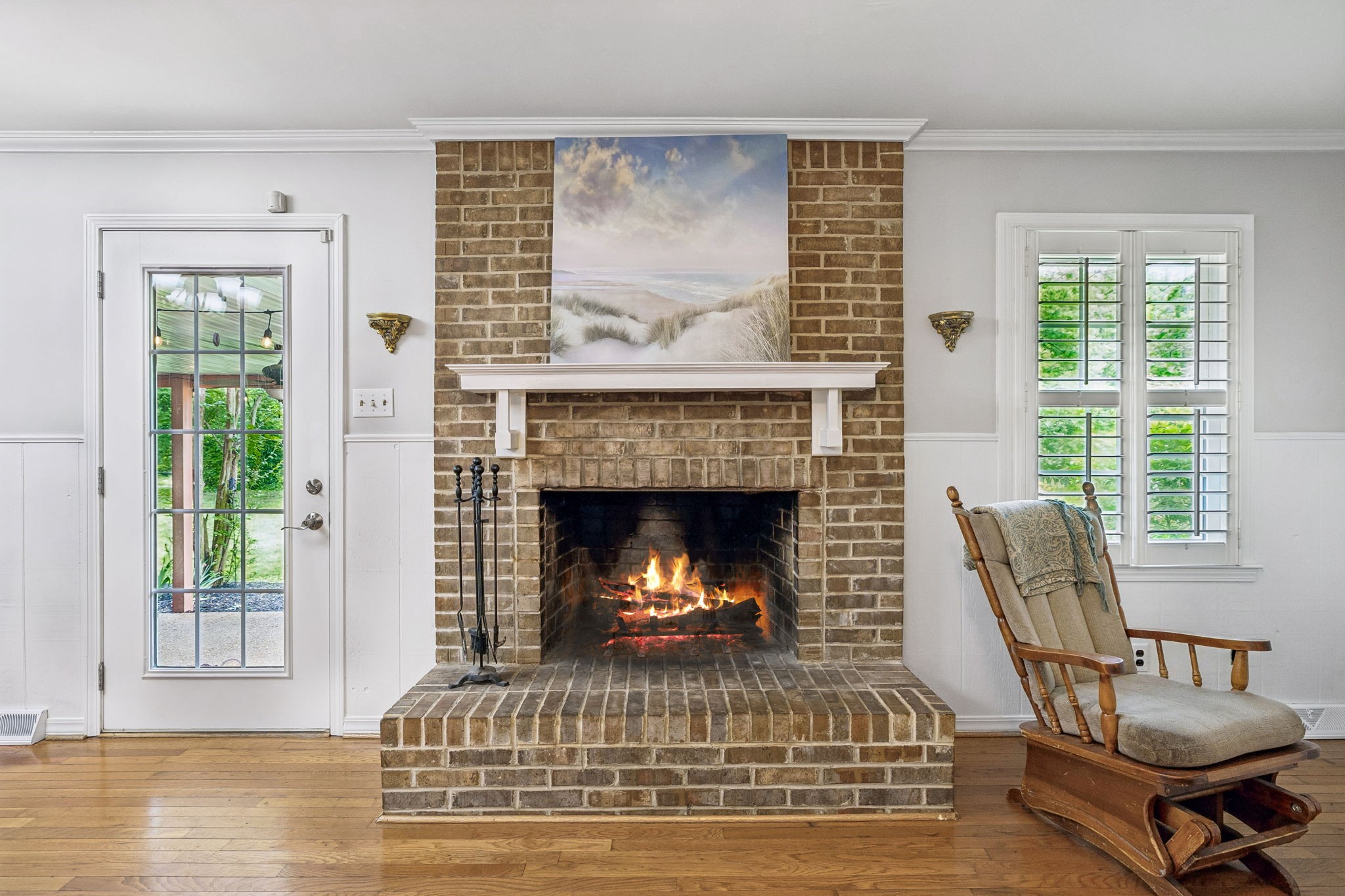 1305 Jewell Dr