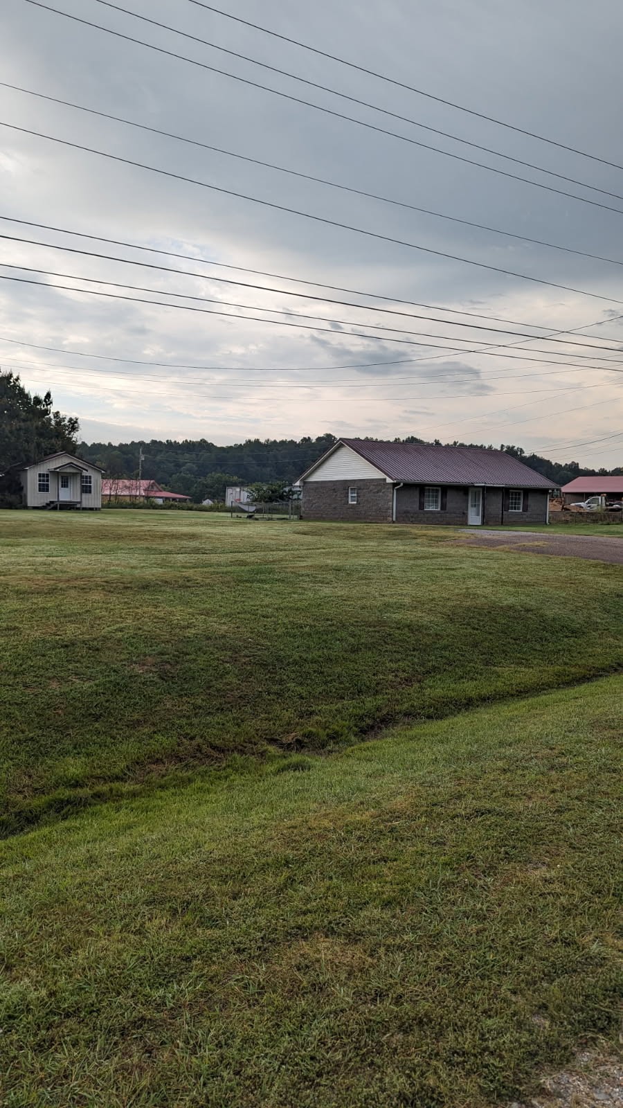 1102 Highway 79
