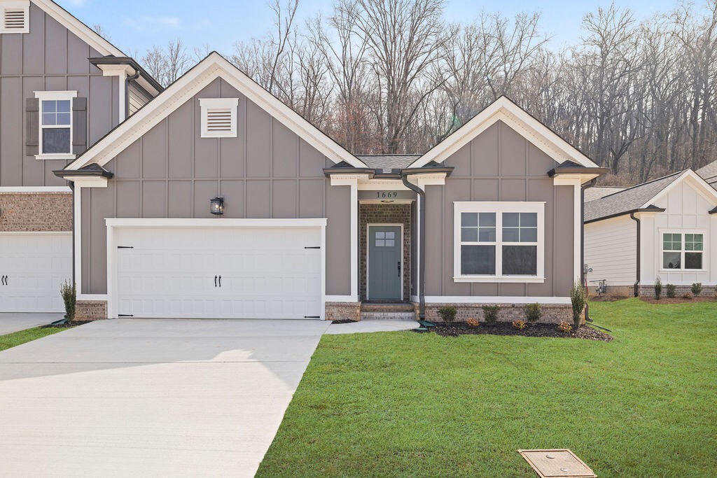 1637 Destiny Drive