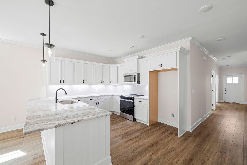 1637 Destiny Drive