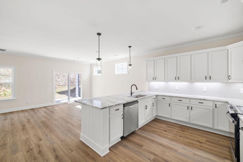 1637 Destiny Drive