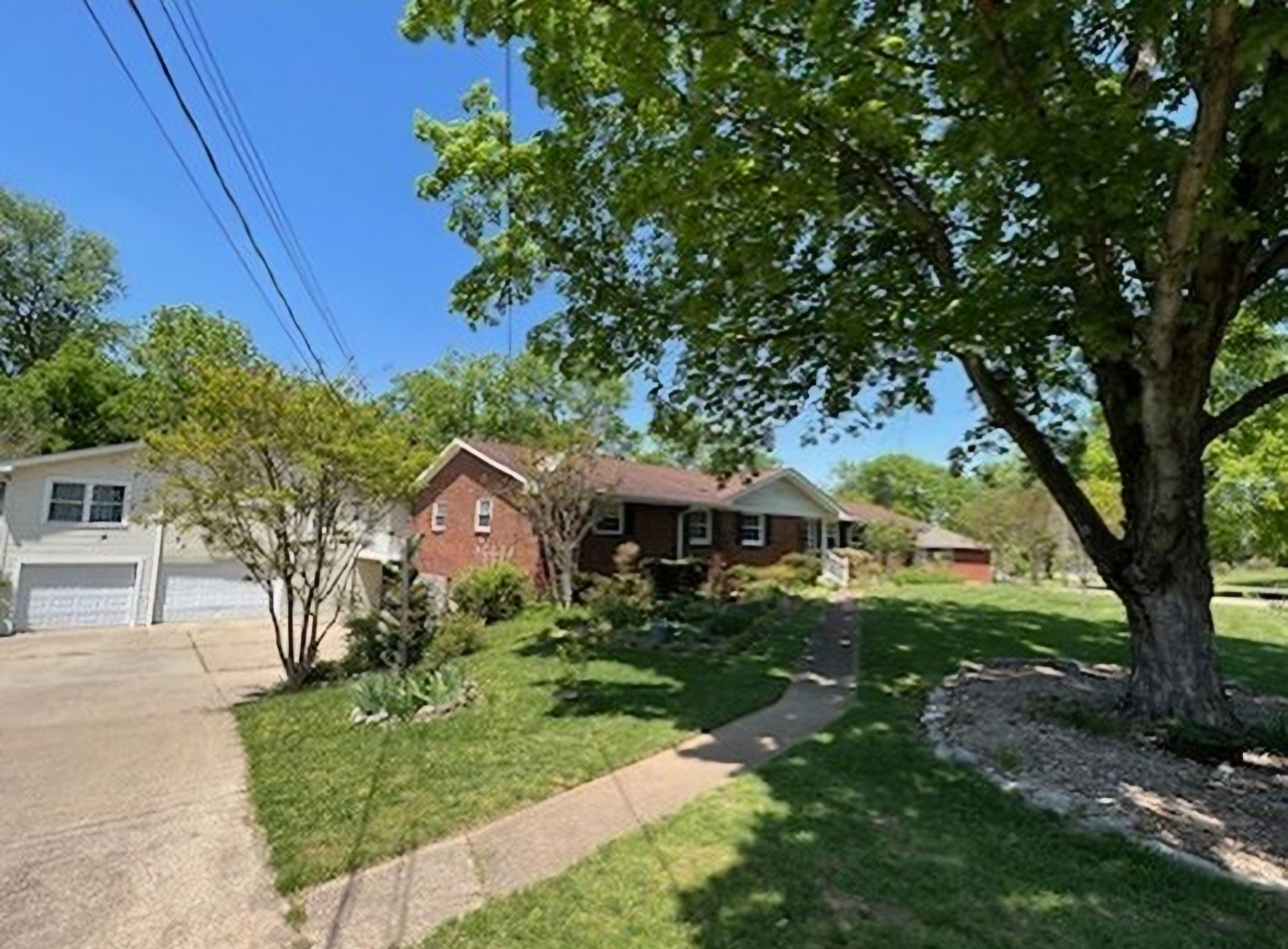 5007 Millerwood Dr