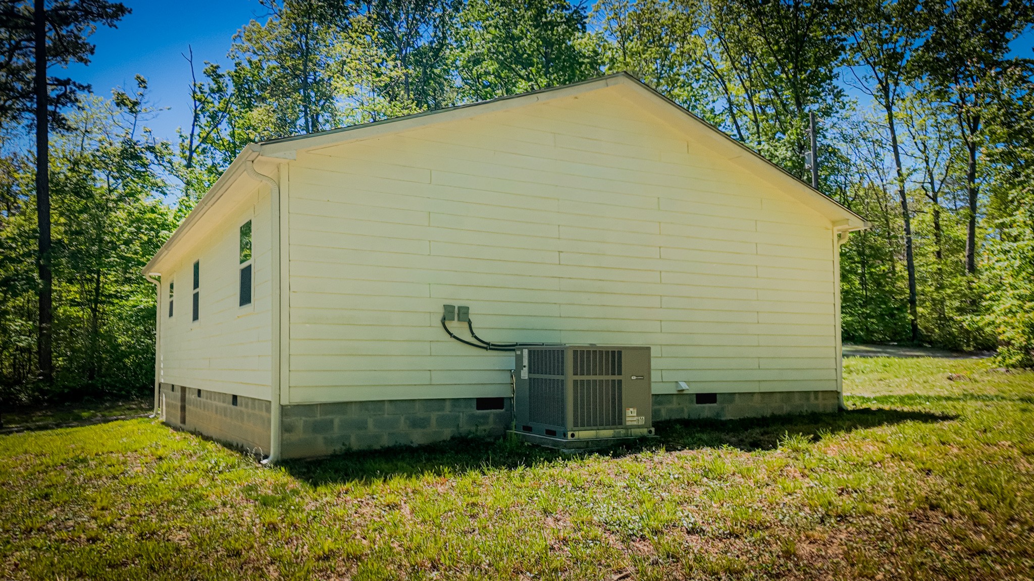 506 Dollar Dr