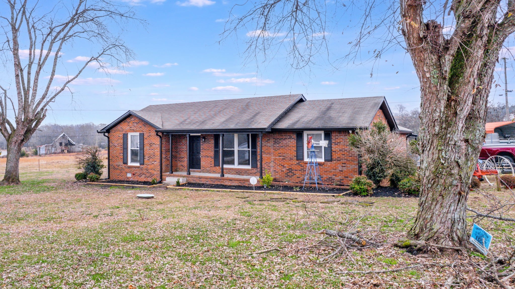 25 Phillips Rd