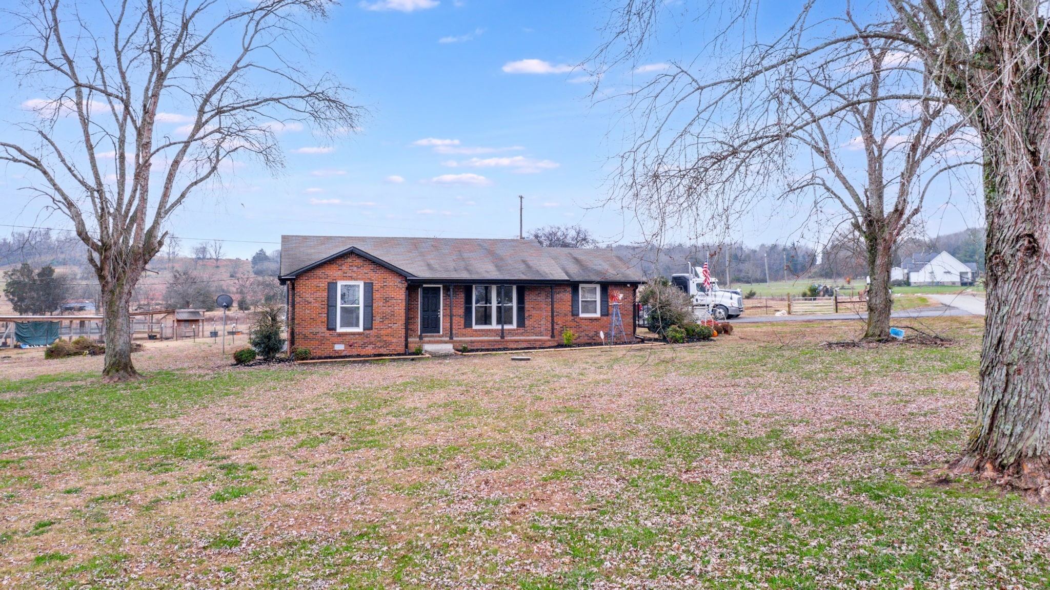 25 Phillips Rd