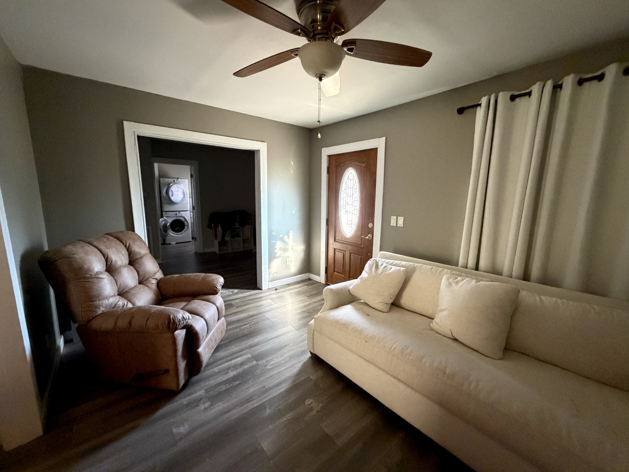 303 W Stewart Ave