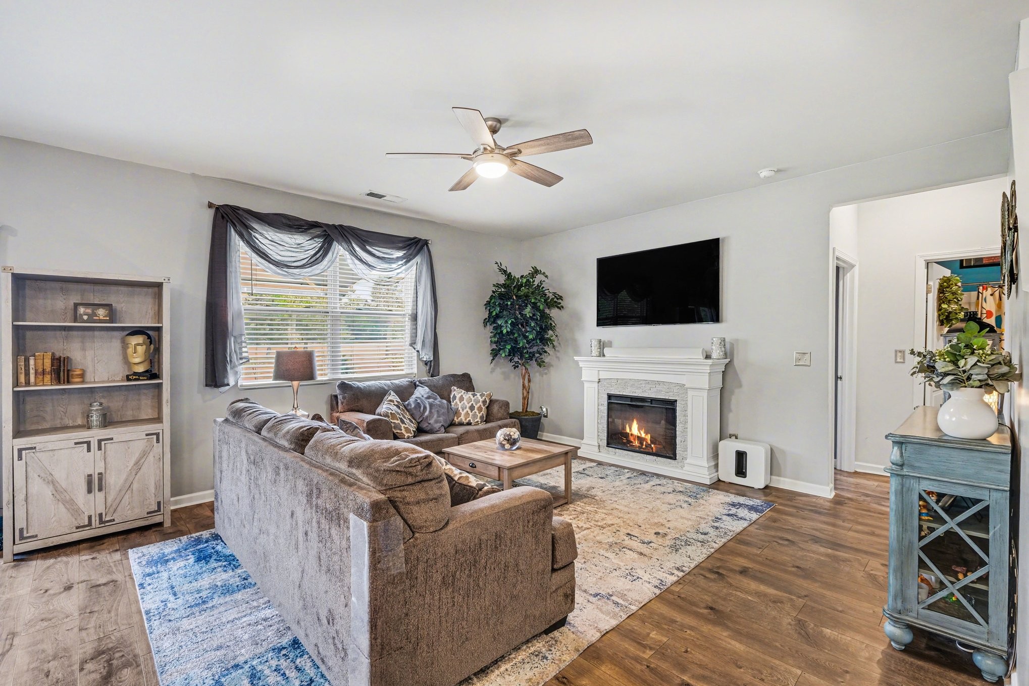 302 Ryan Rd