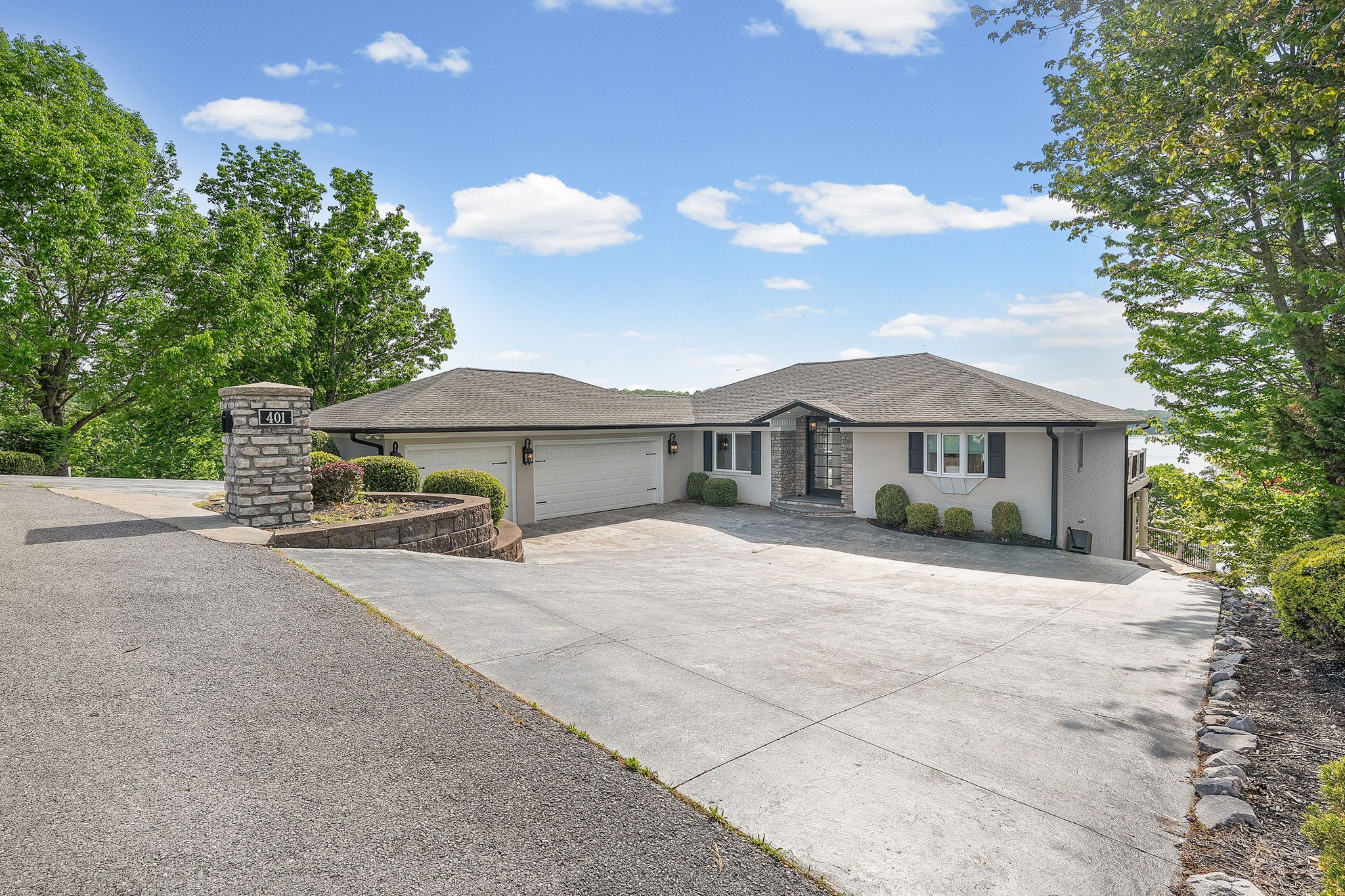 401 Pollard Cir