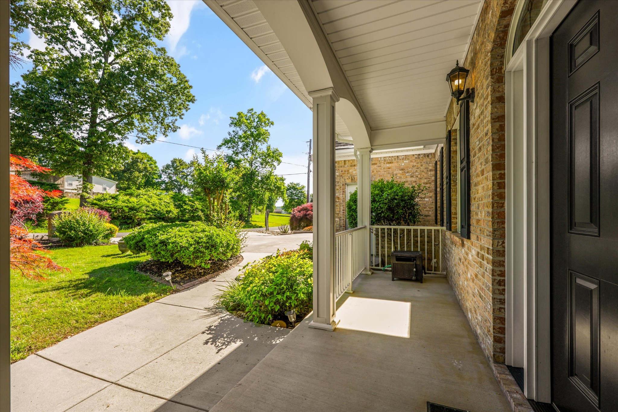 2177 Riverview Dr