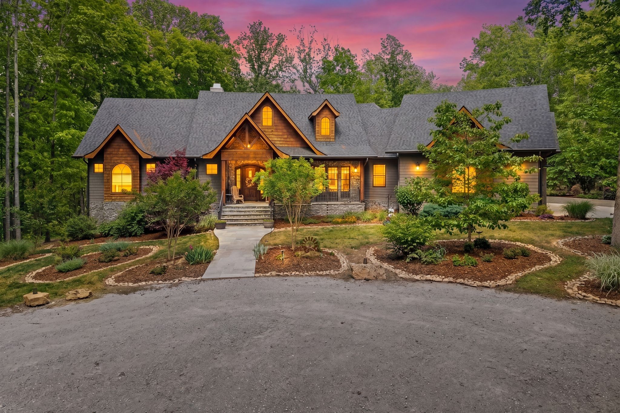 5621 Parker Branch Trl