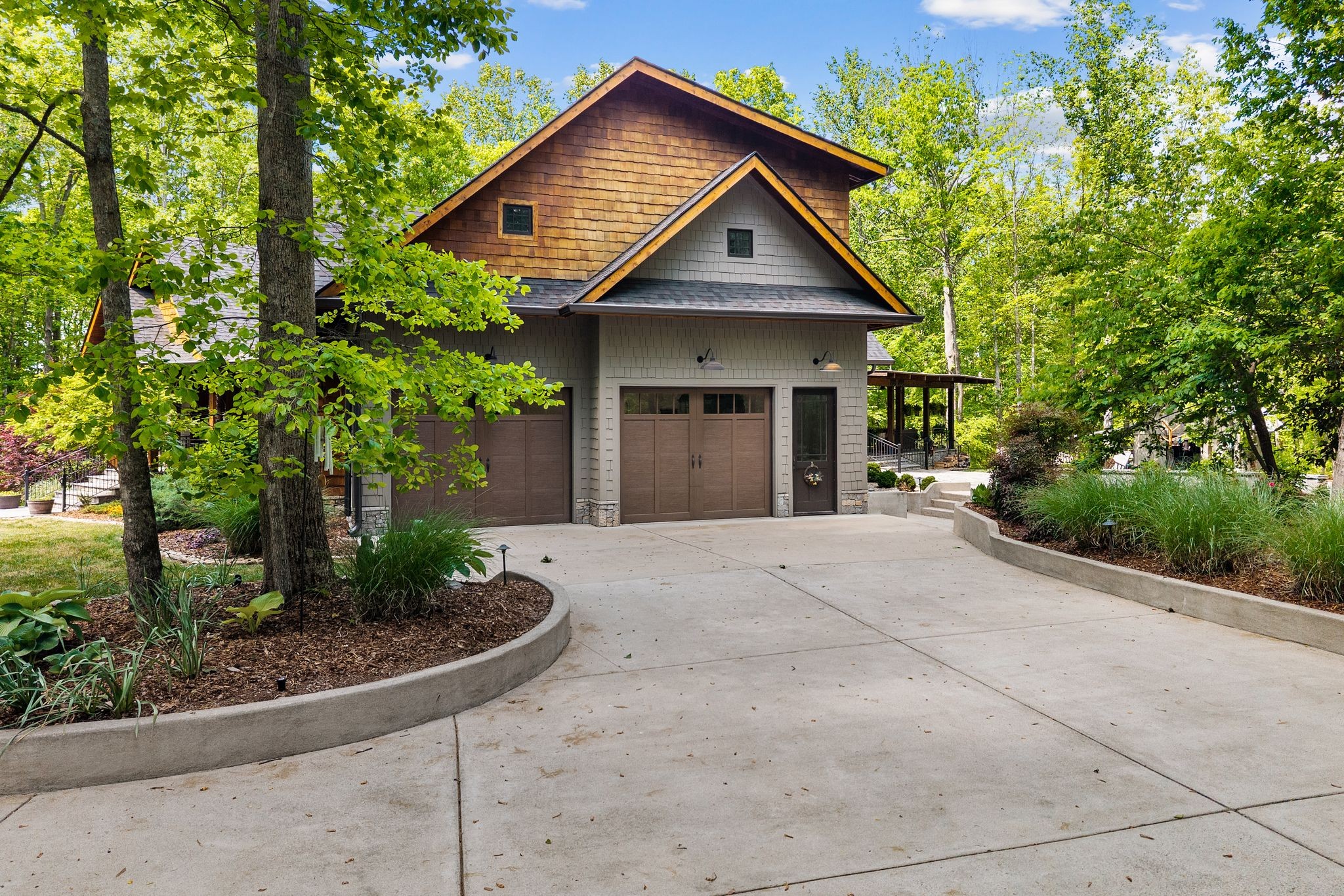 5621 Parker Branch Trl