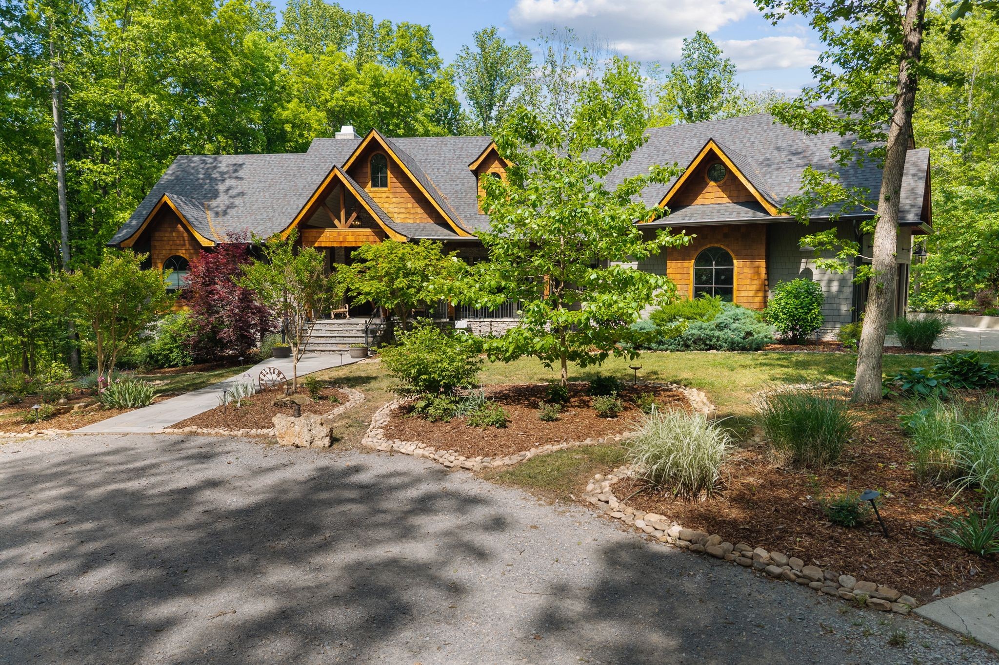 5621 Parker Branch Trl