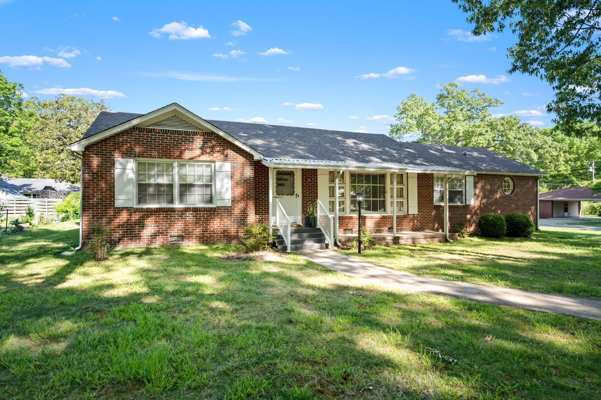 400 EDGEWOOD DRIVE