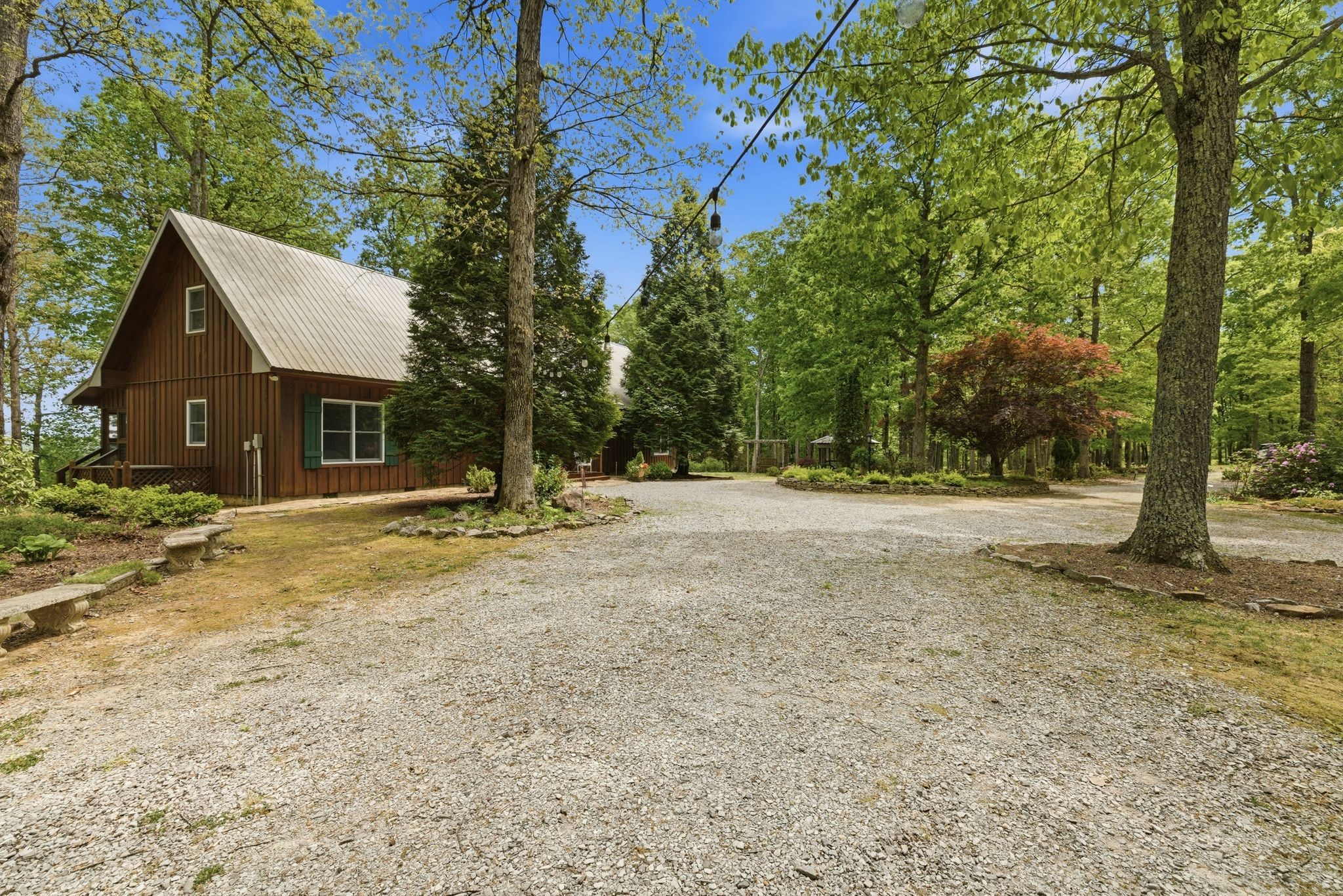 1233 Oliver Dr