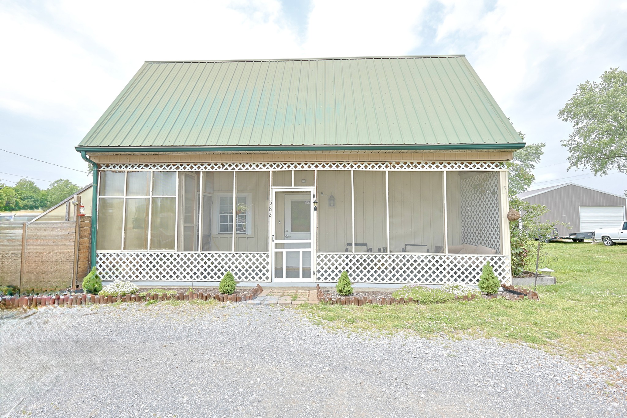 582 Cerulean Rd
