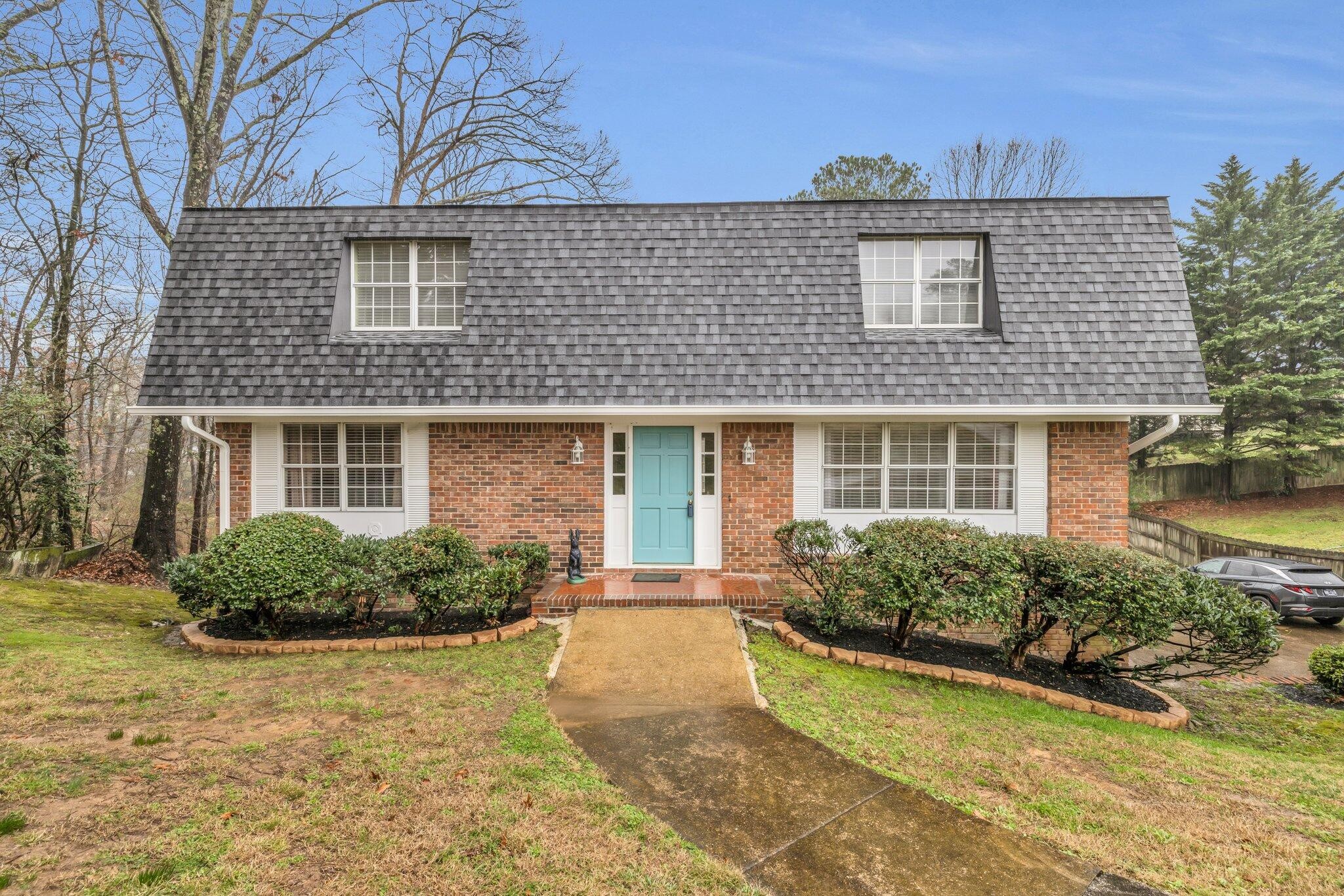 1806 Glen Oaks Terrace