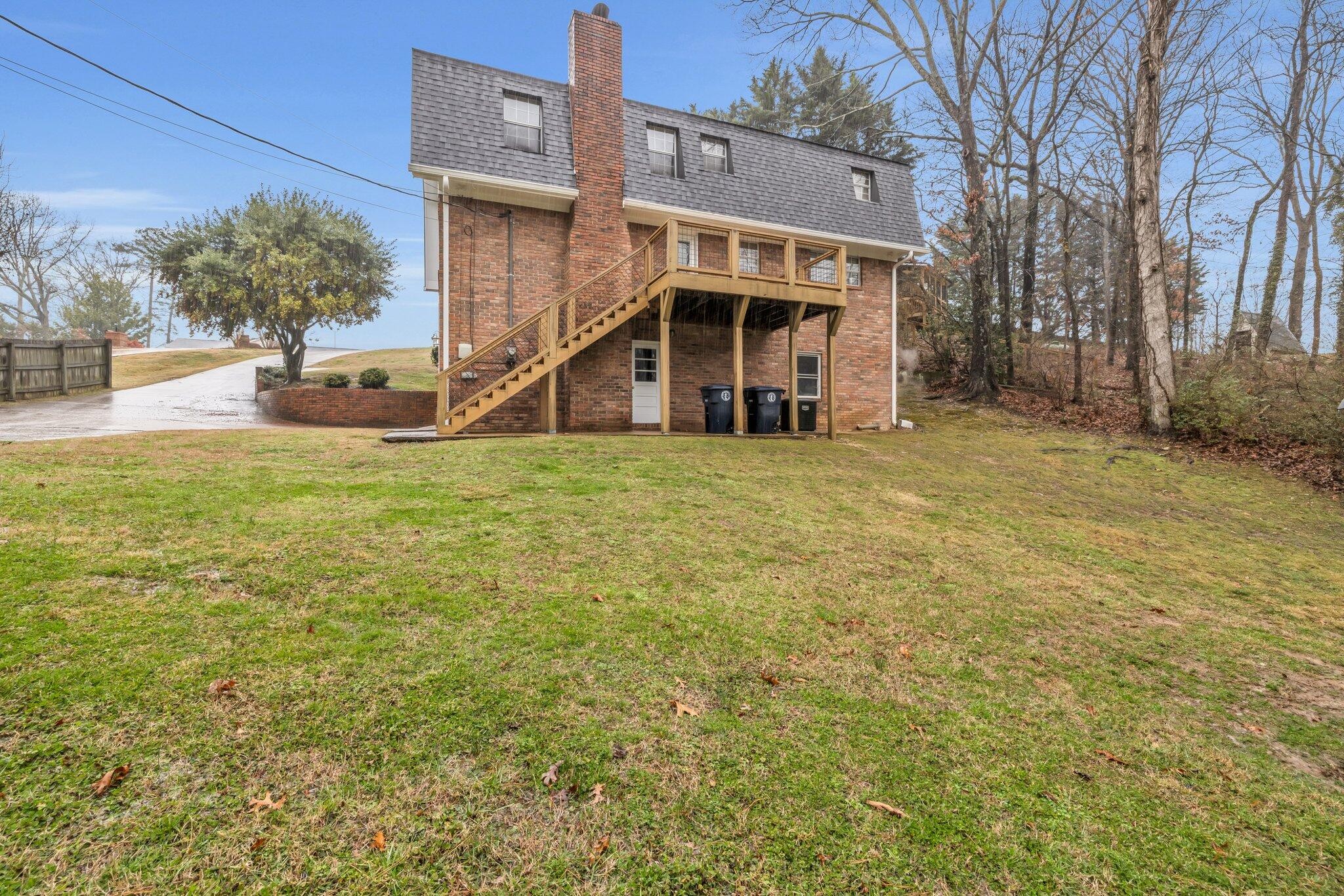1806 Glen Oaks Terrace