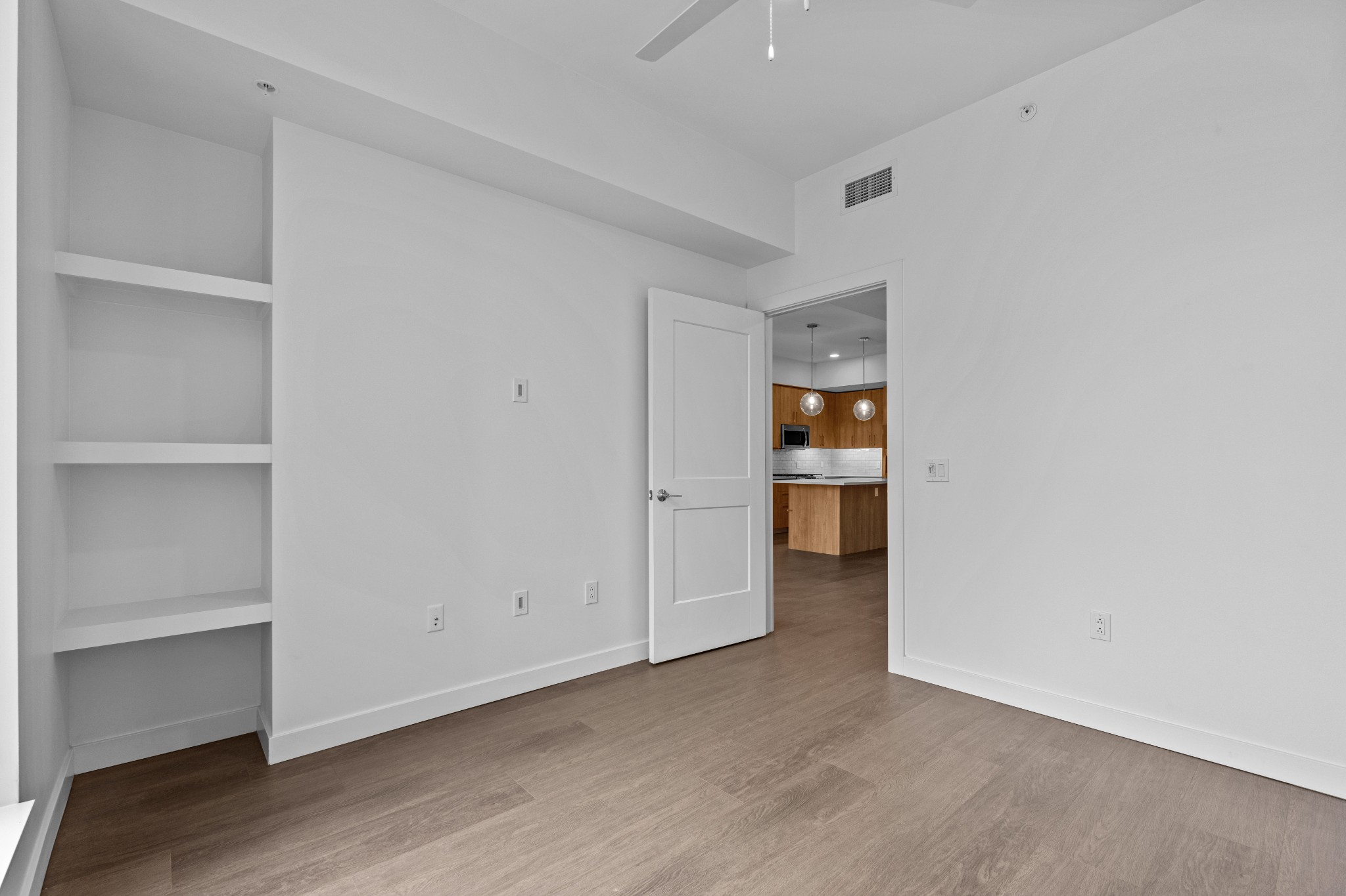 1212 Demonbreun St