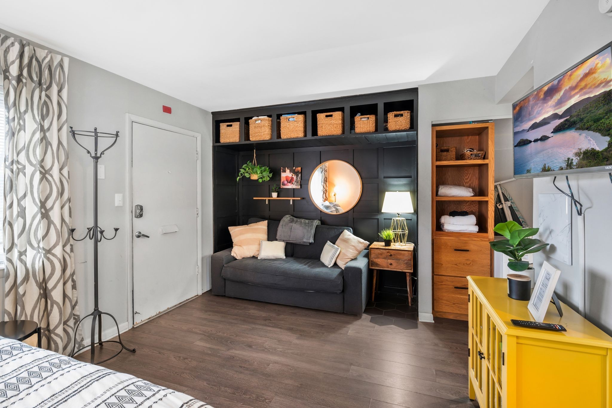 801 Hillview Hts