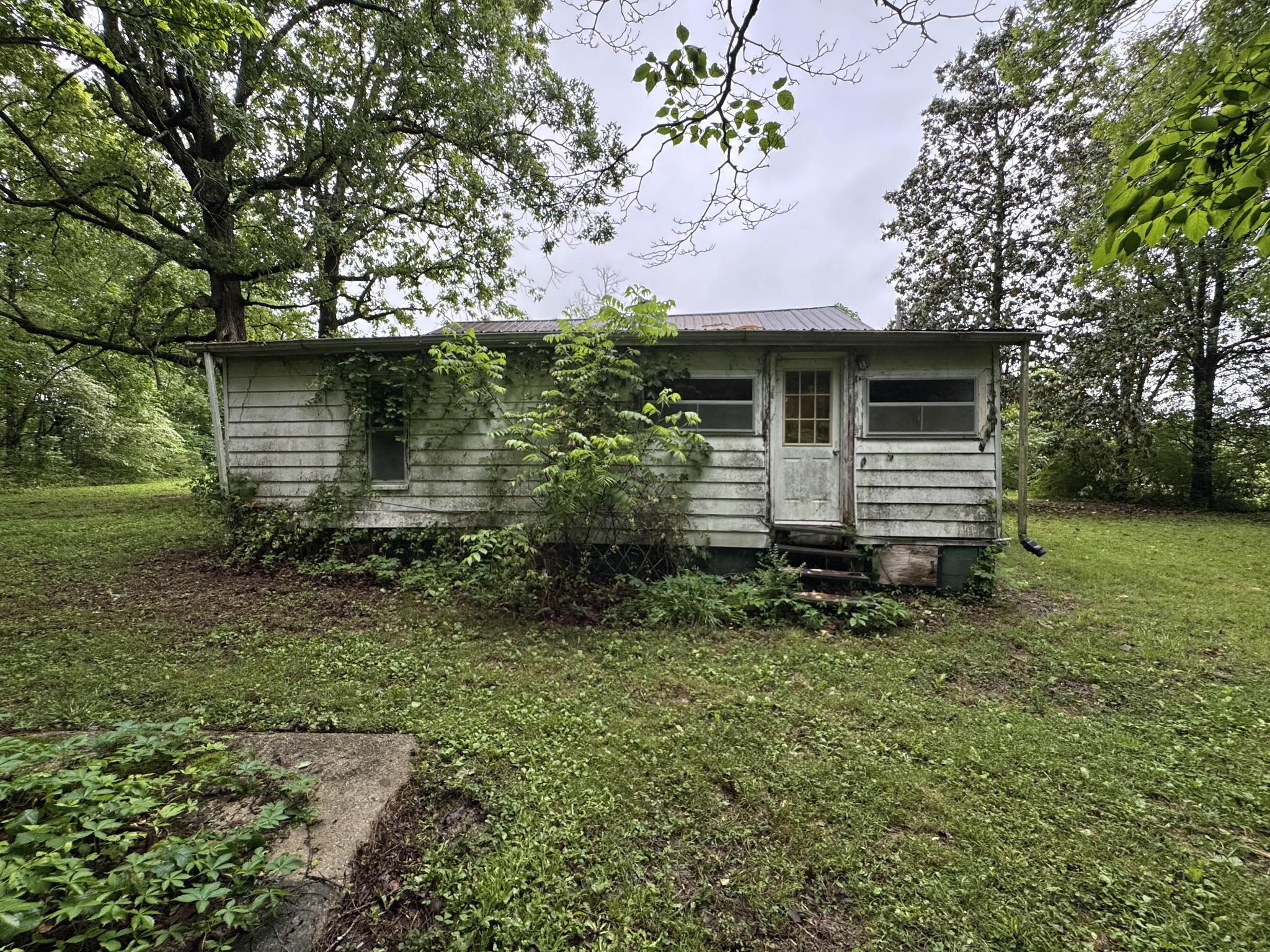 5312 Bluff Springs Rd