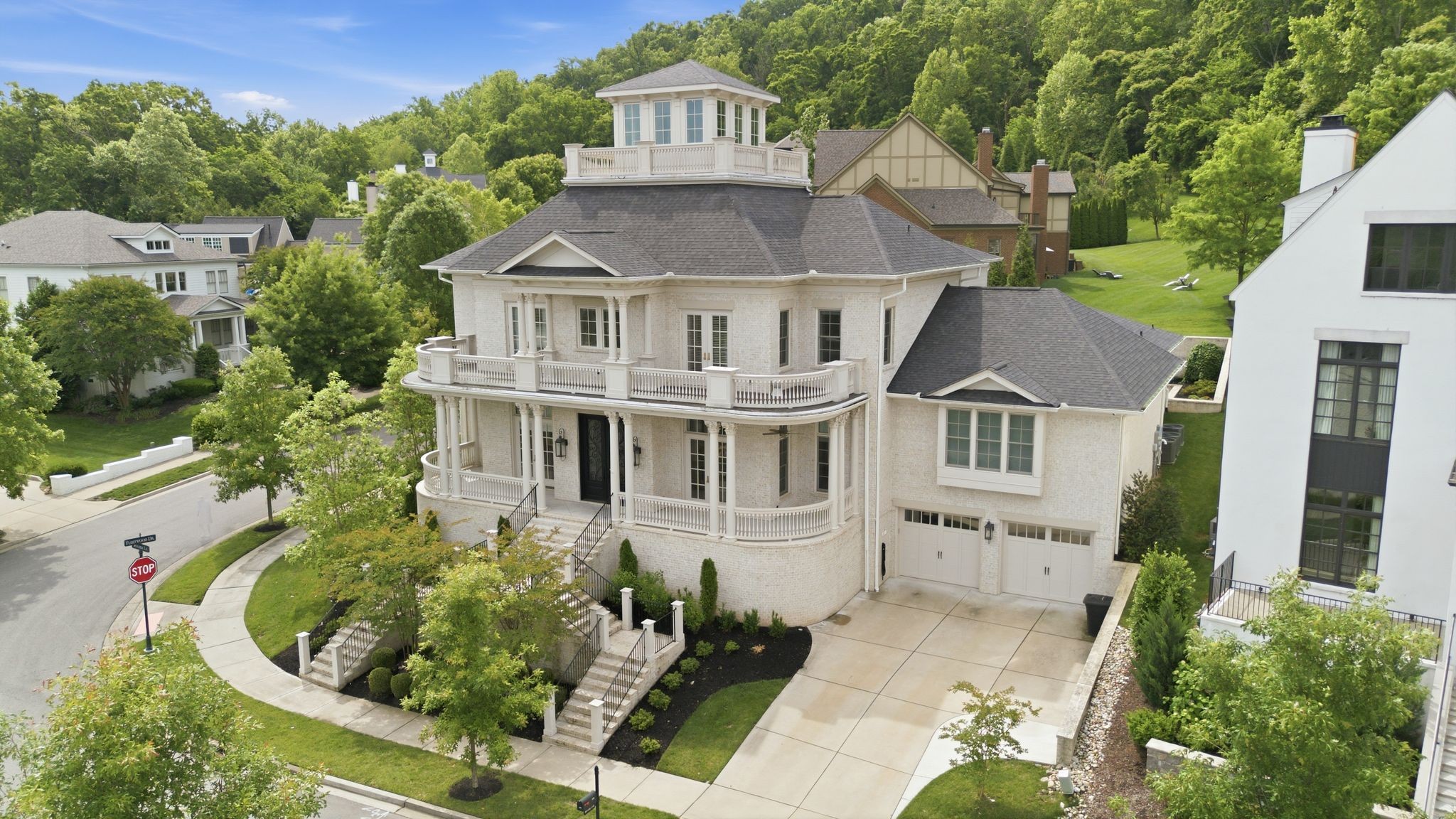 501 Bonaire Ln