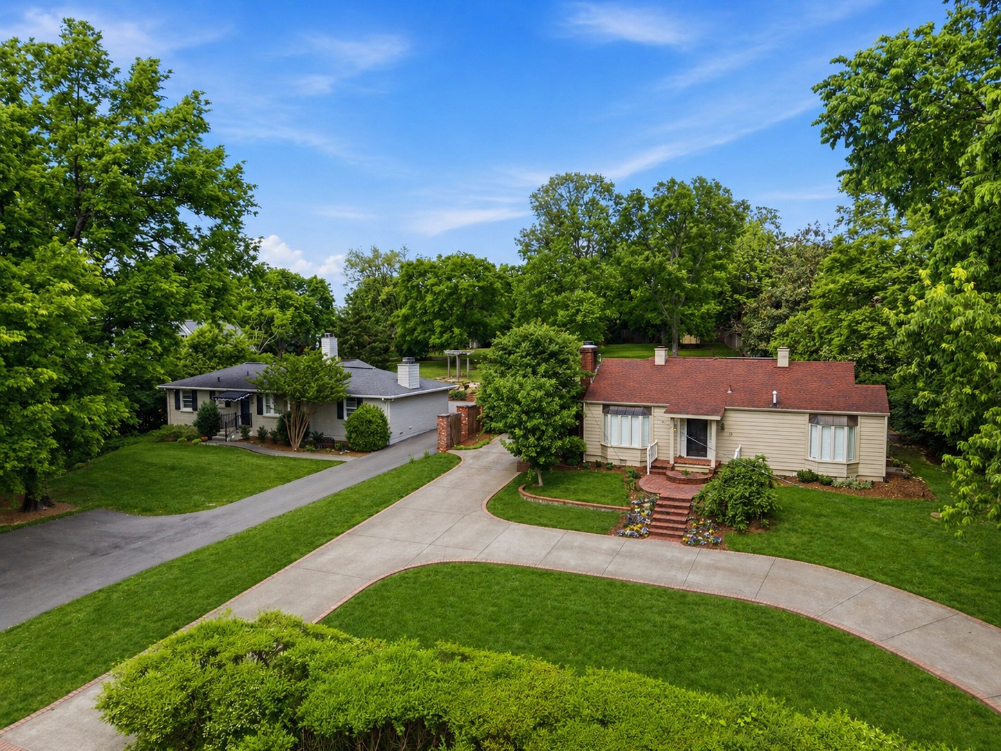 116 Bellevue Dr, S