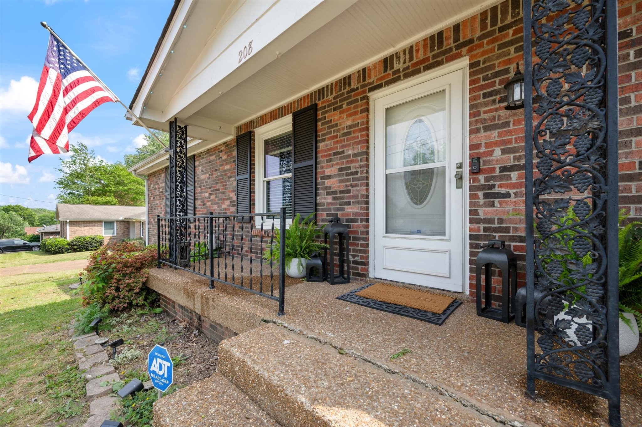 208 Bass Dr