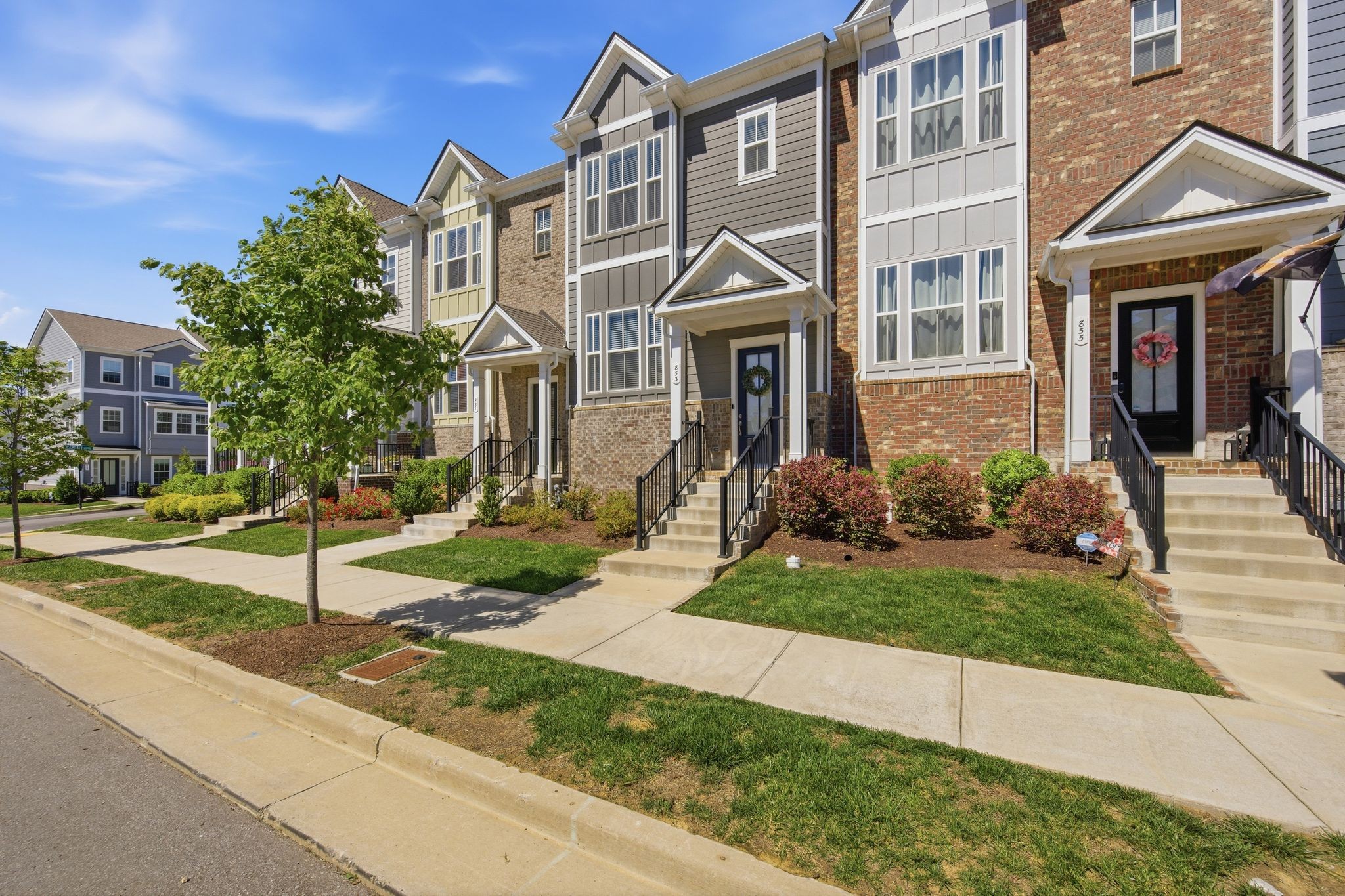 853 Westcott Lane