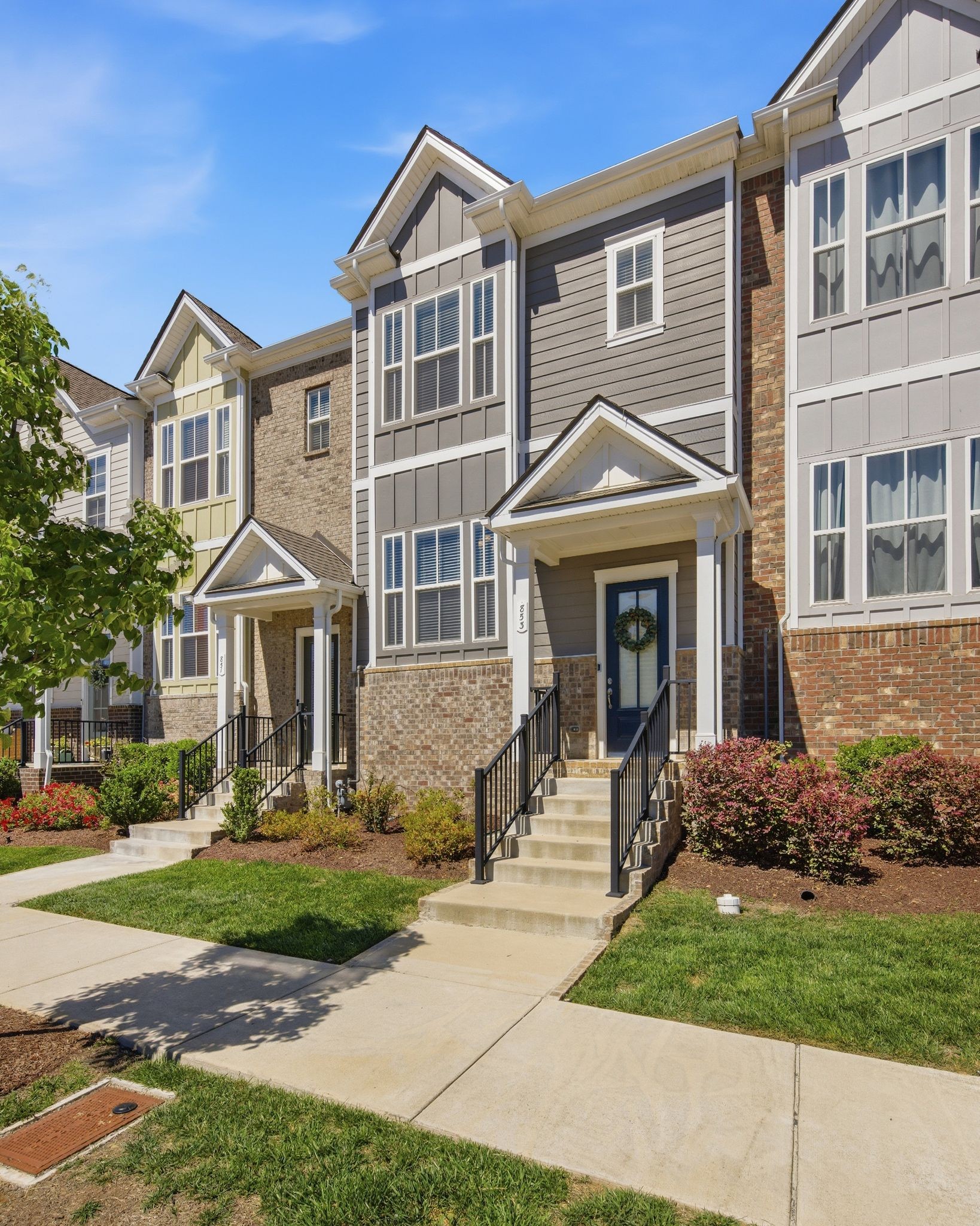 853 Westcott Lane