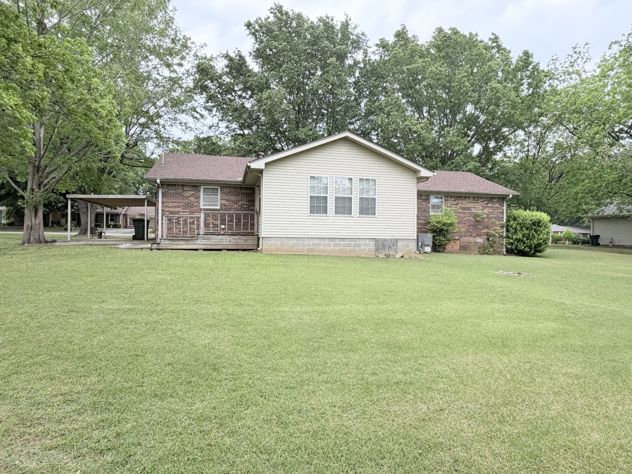 360 General Forrest Dr