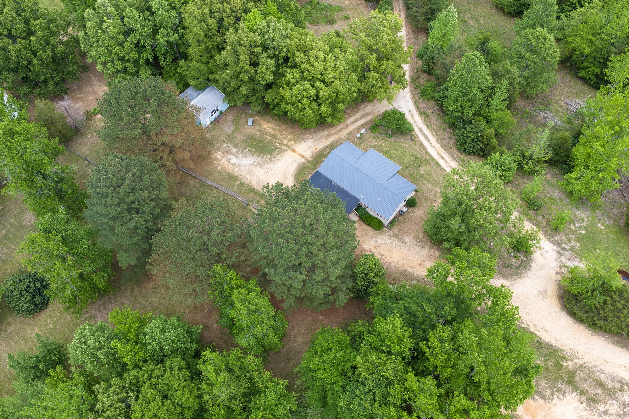 2827 Chapel Hill Rd