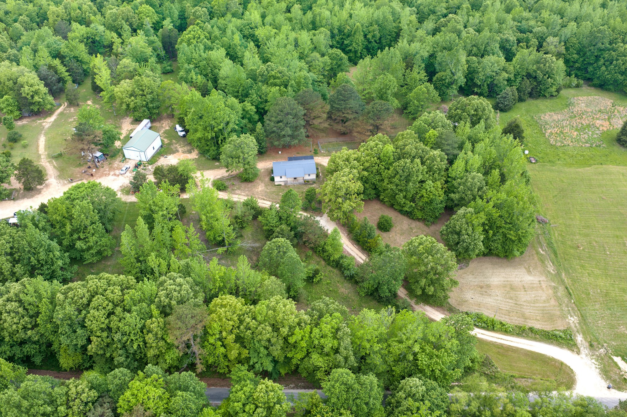 2827 Chapel Hill Rd