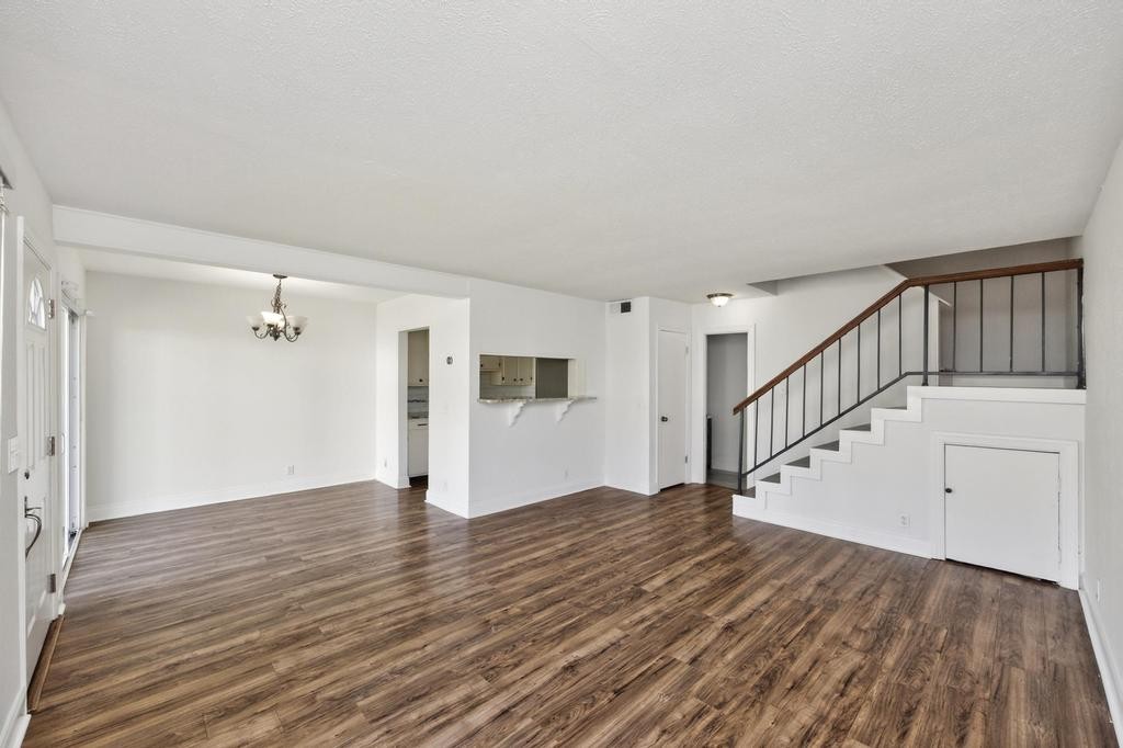 810 Bellevue Rd