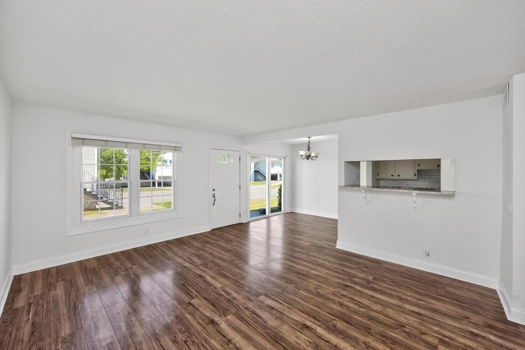 810 Bellevue Rd